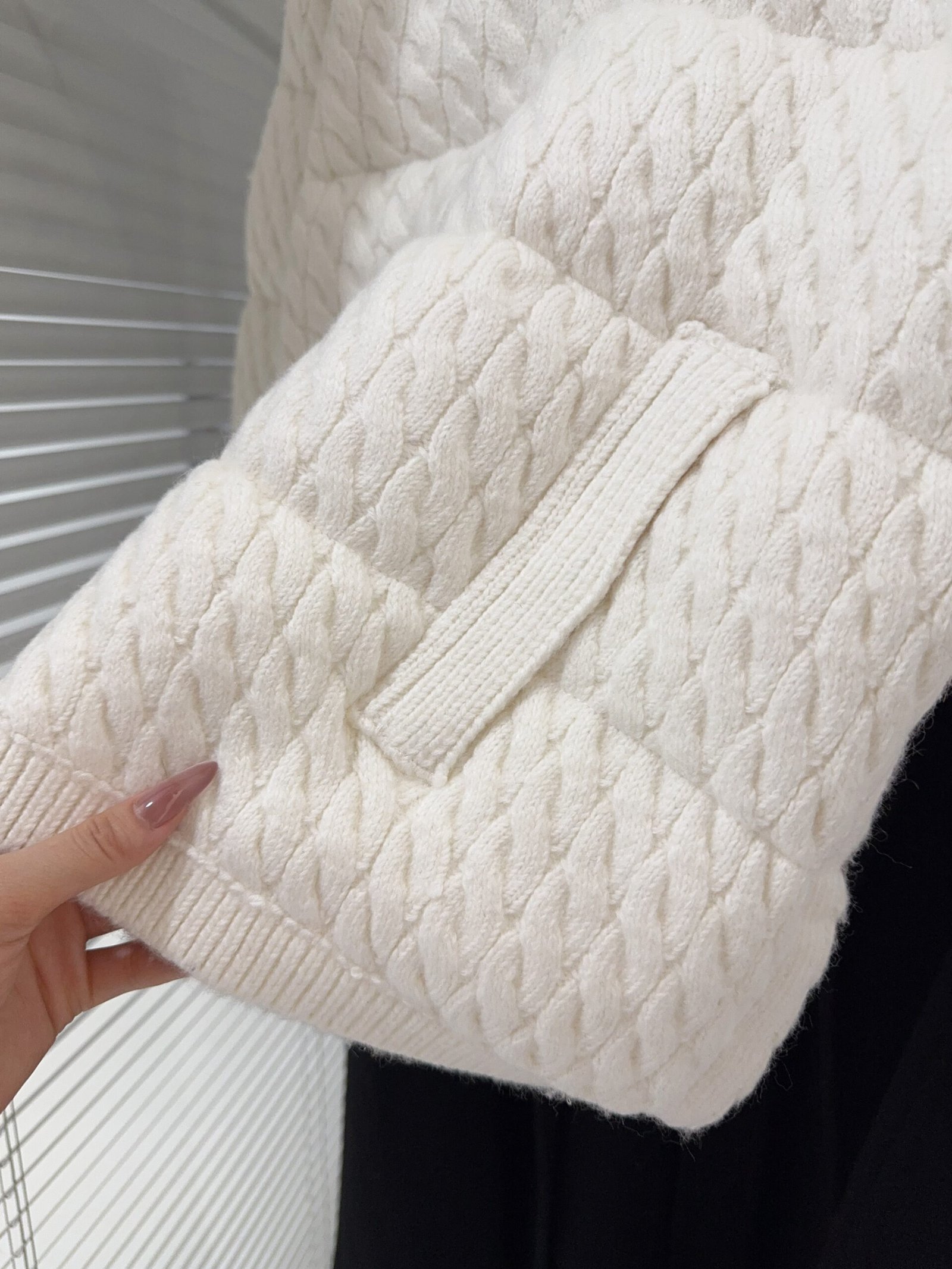 Moncler White Padded Wool & Cotton Zip-Up Cardigan W6011301 - Image 6