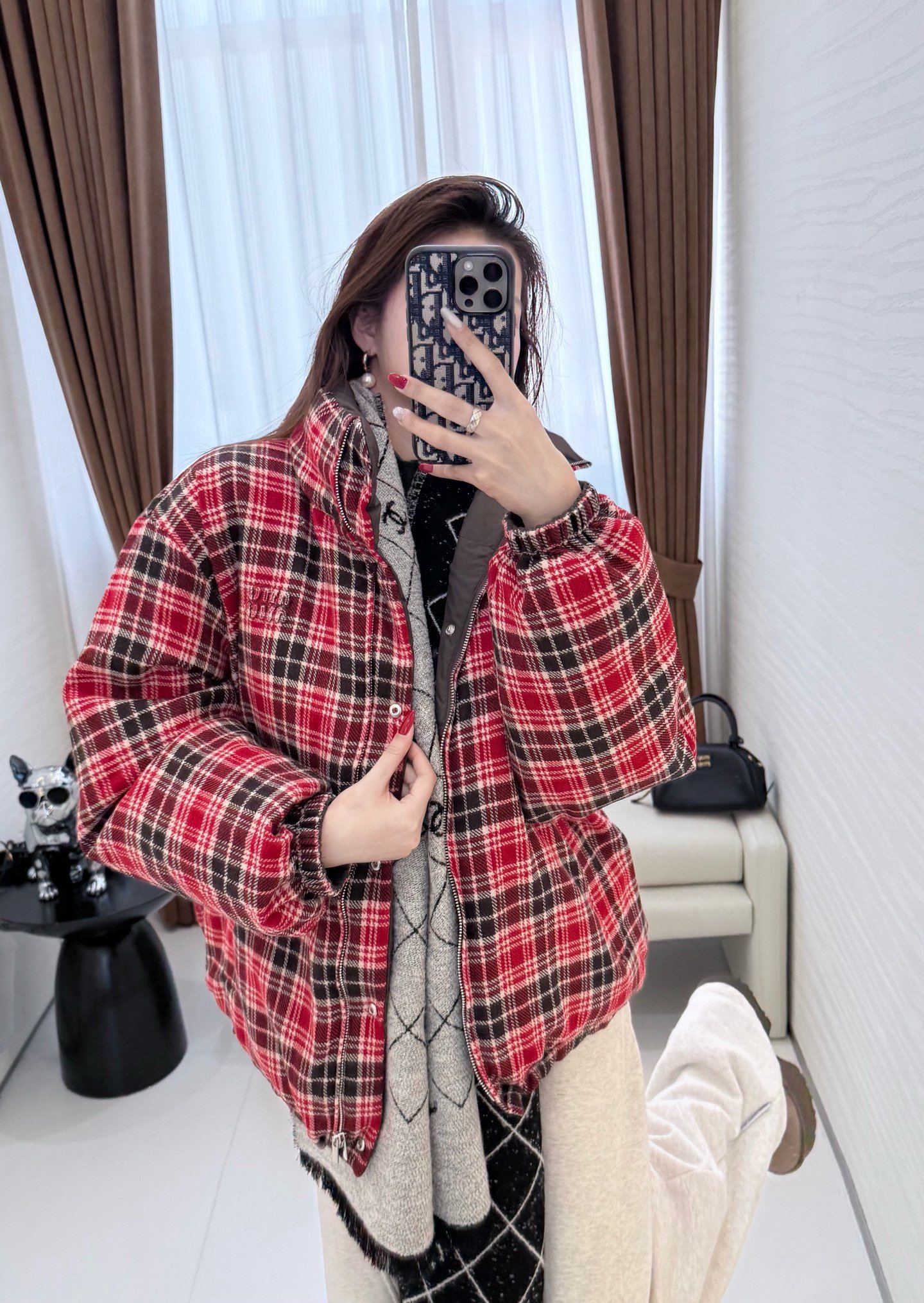 Miu Miu Red/ebony Technical Pongé Reversible Down Jacket W6011302 - Image 9