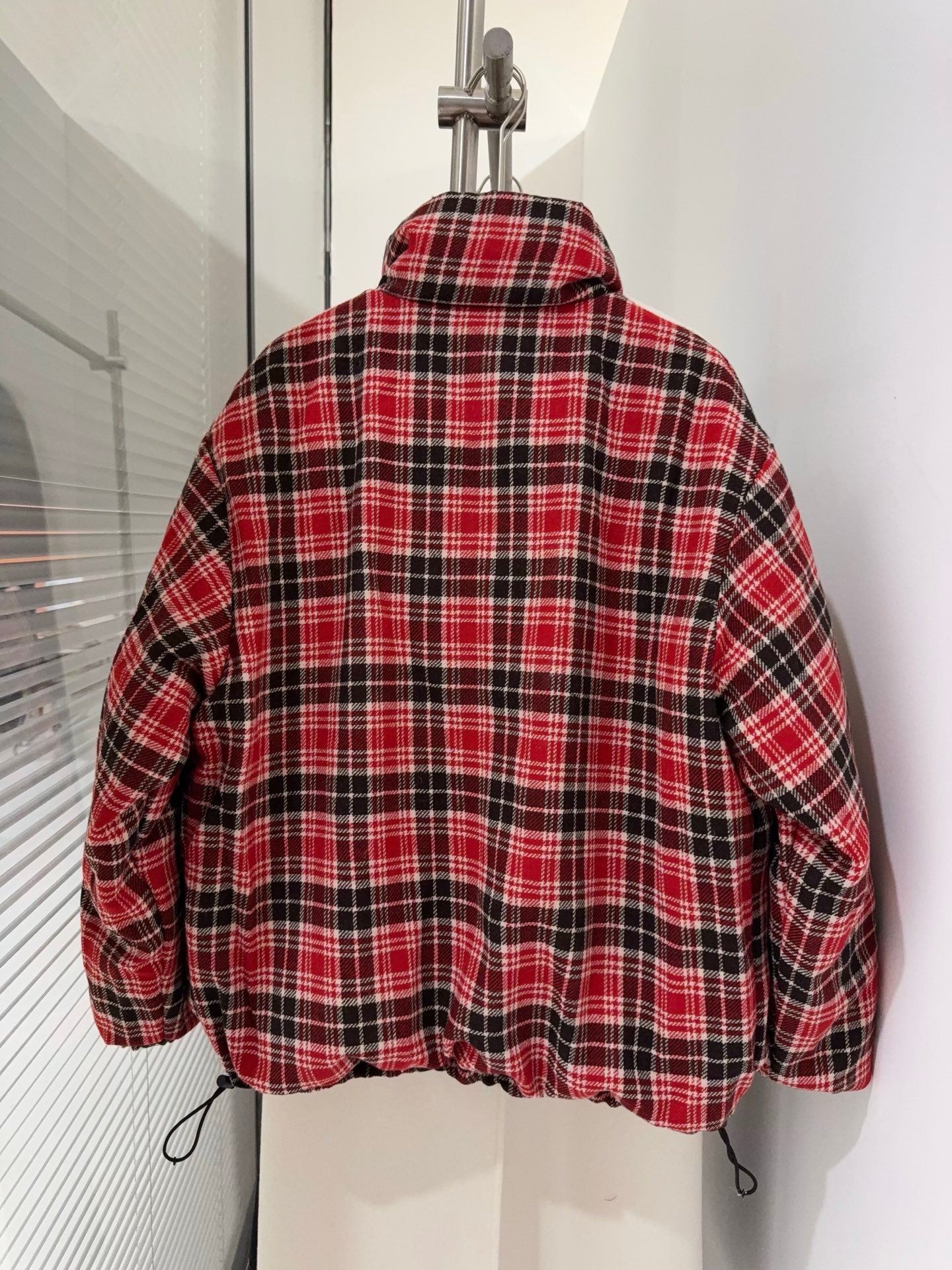 Miu Miu Red/ebony Technical Pongé Reversible Down Jacket W6011302 - Image 8