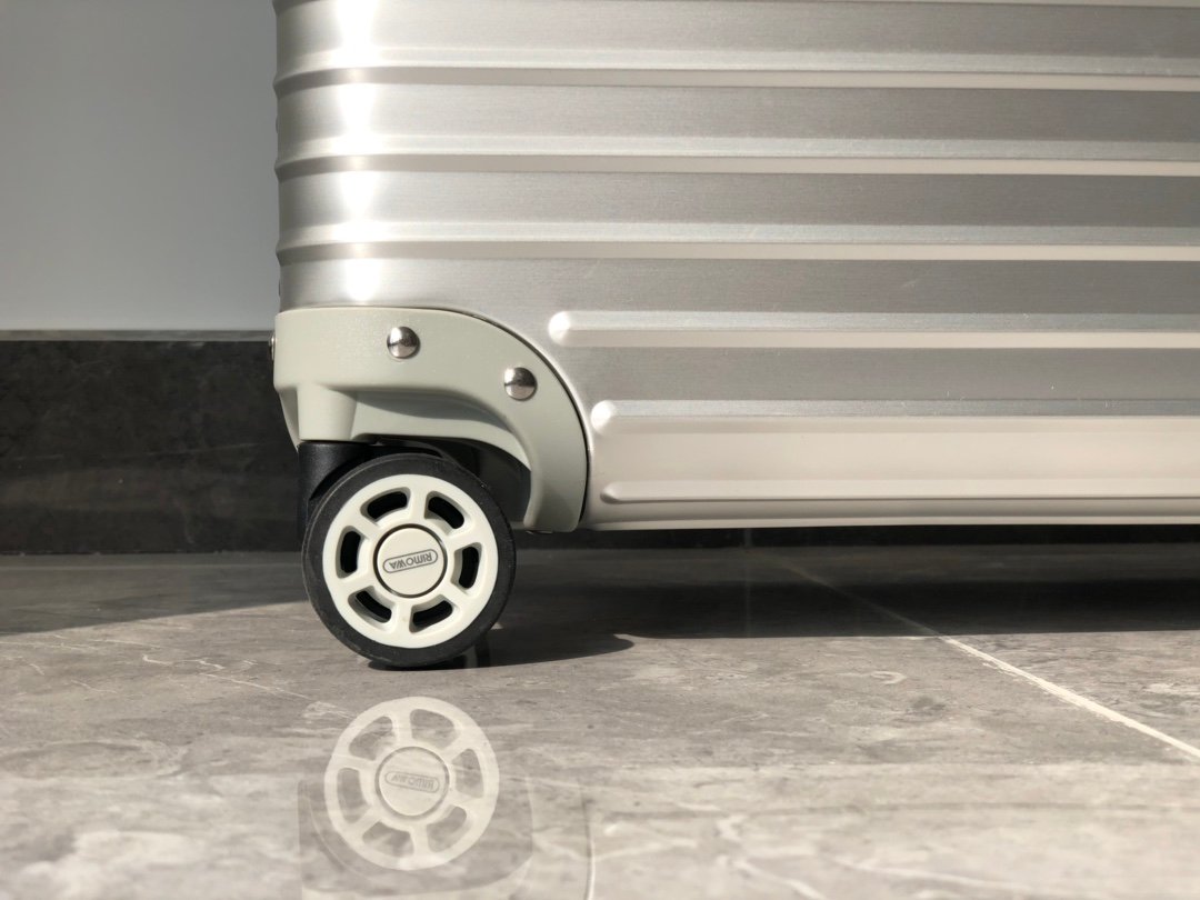 RIMOWA Original Pilot Suitcase B6011501 - Image 7