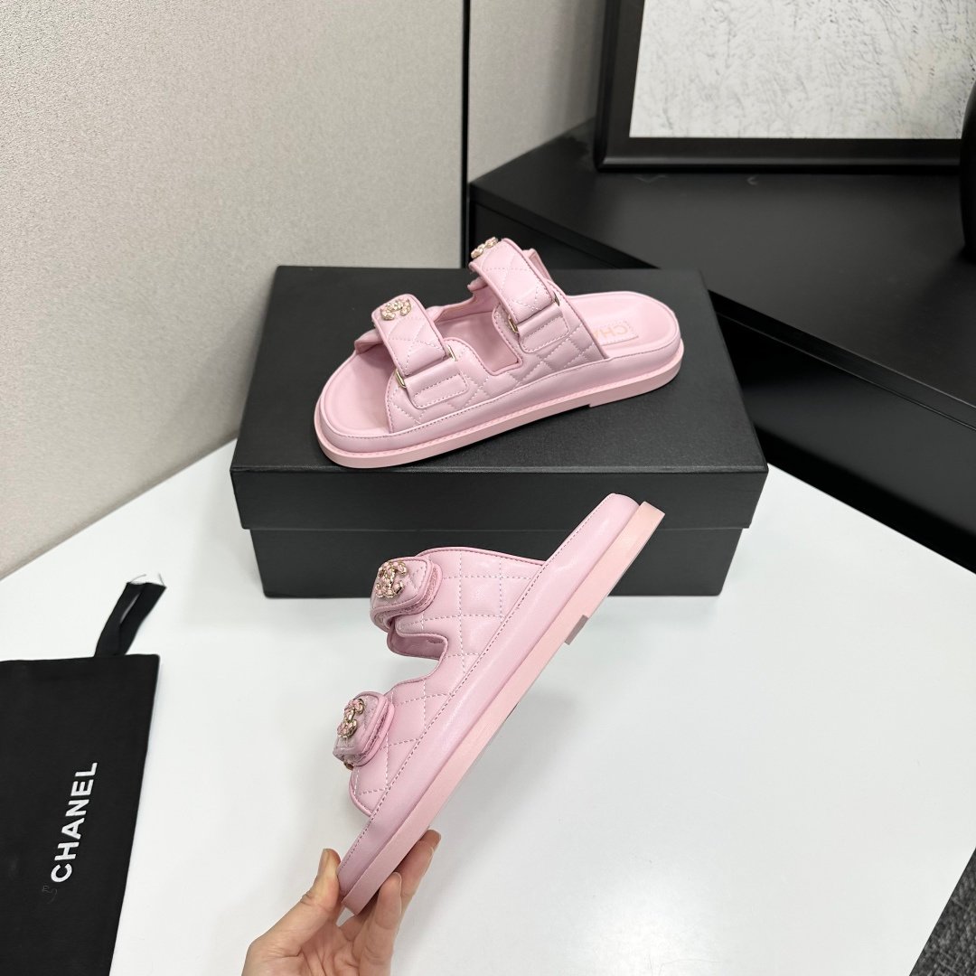 CHANEL Velcro Beach Sandals B6011505 - Image 5