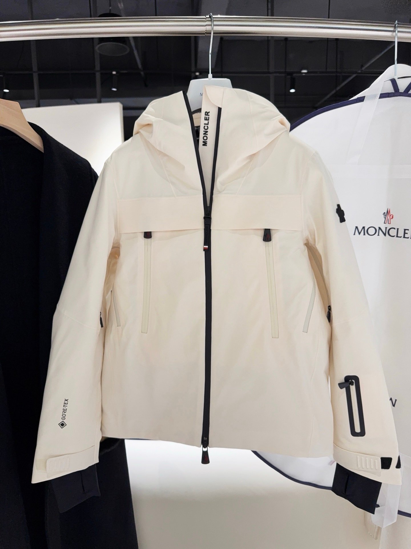 Moncler Grenoble Chanavey Women's GORE-TEX Ski Down Jacket W6011602