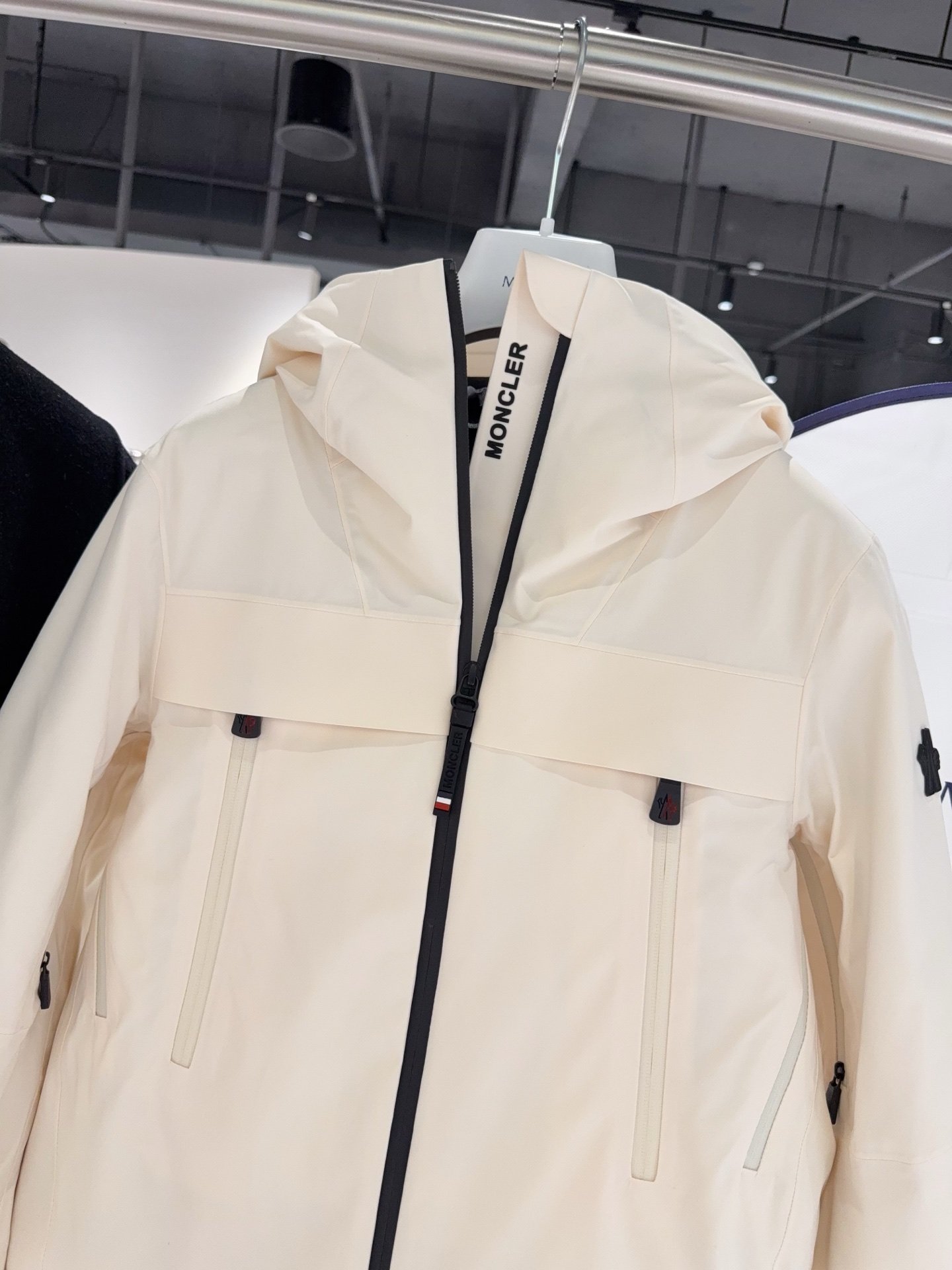 Moncler Grenoble Chanavey Women's GORE-TEX Ski Down Jacket W6011602 - Image 3