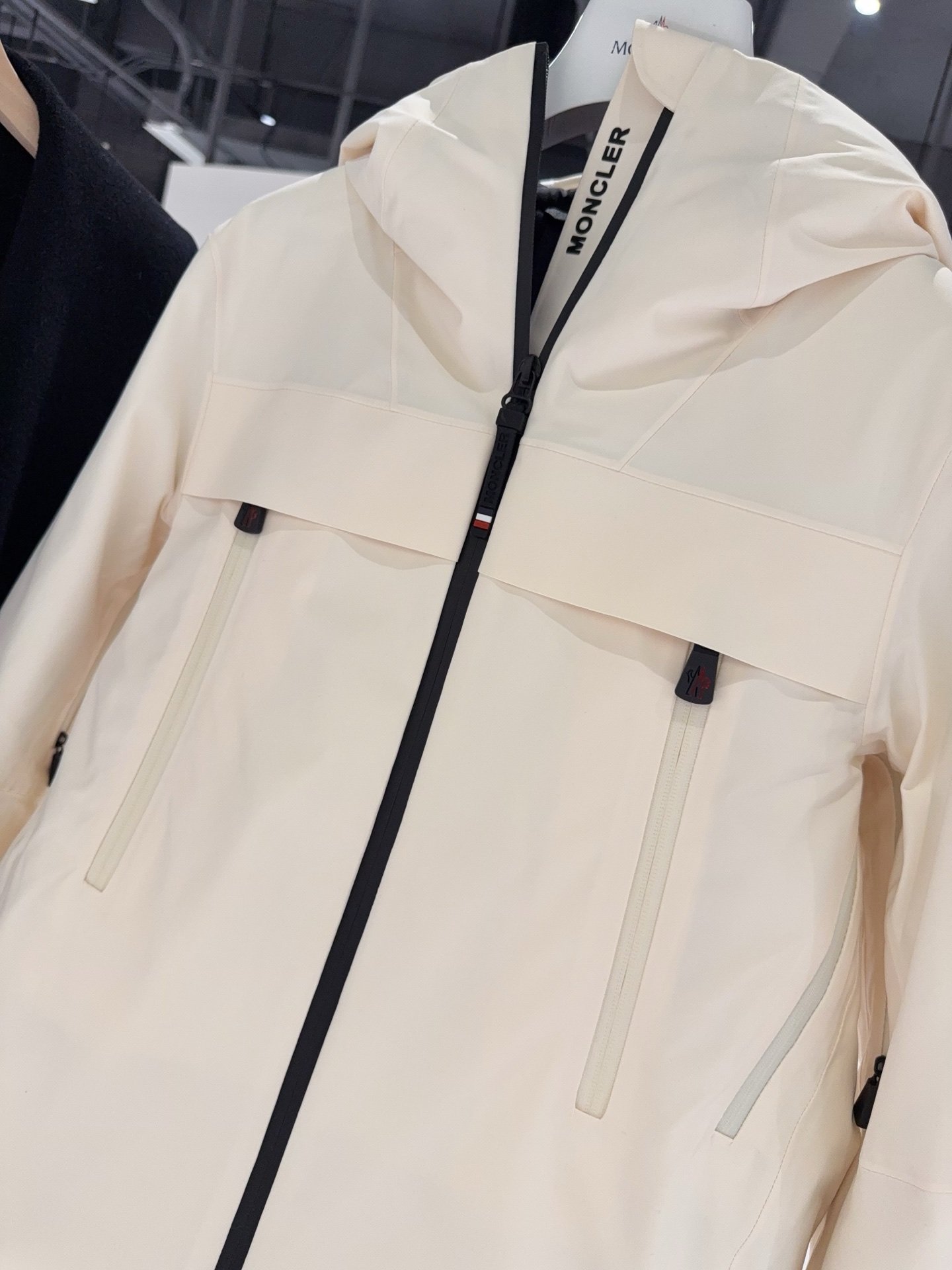 Moncler Grenoble Chanavey Women's GORE-TEX Ski Down Jacket W6011602 - Image 5