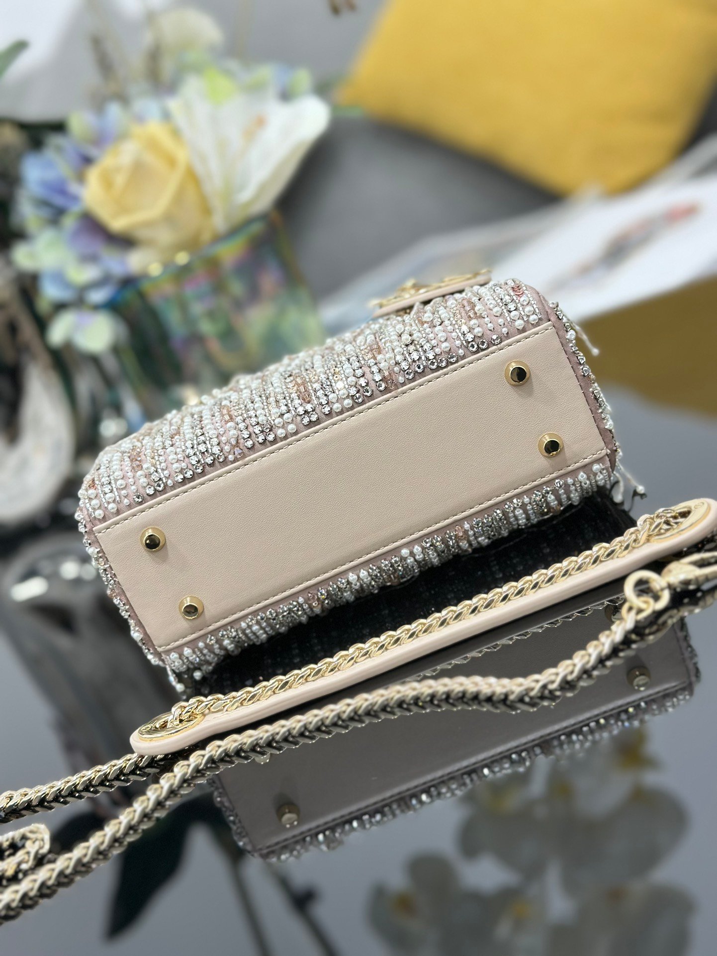 Dior Three-Part Embroidered Tassel Beaded Handbag B6011606 - Image 4