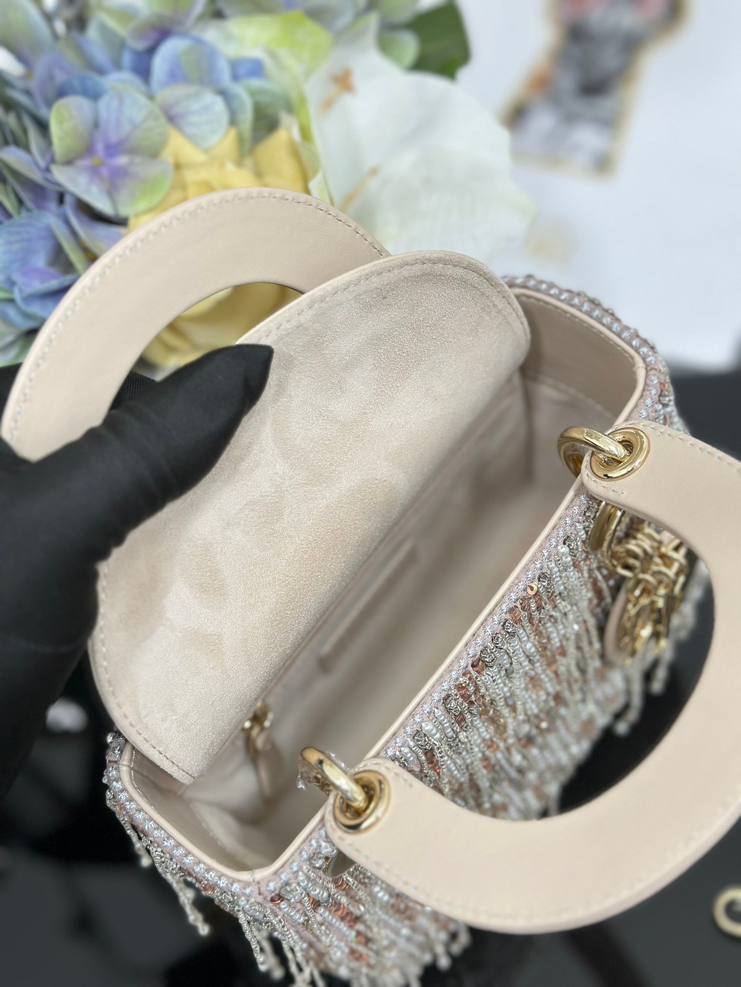 Dior Three-Part Embroidered Tassel Beaded Handbag B6011606 - Image 5