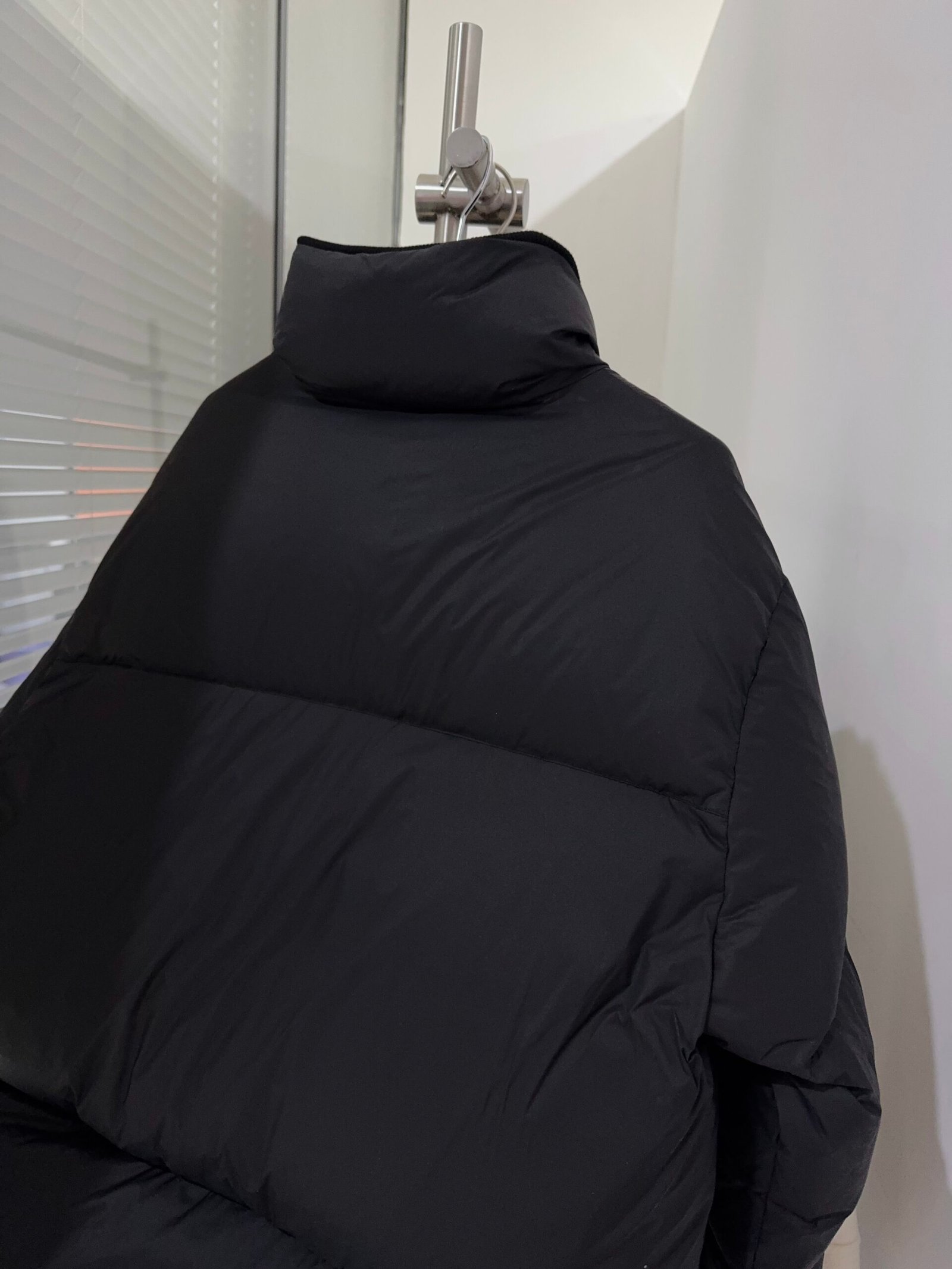 CELINE long puffer jacket IN light nylon W6011902 - Image 7