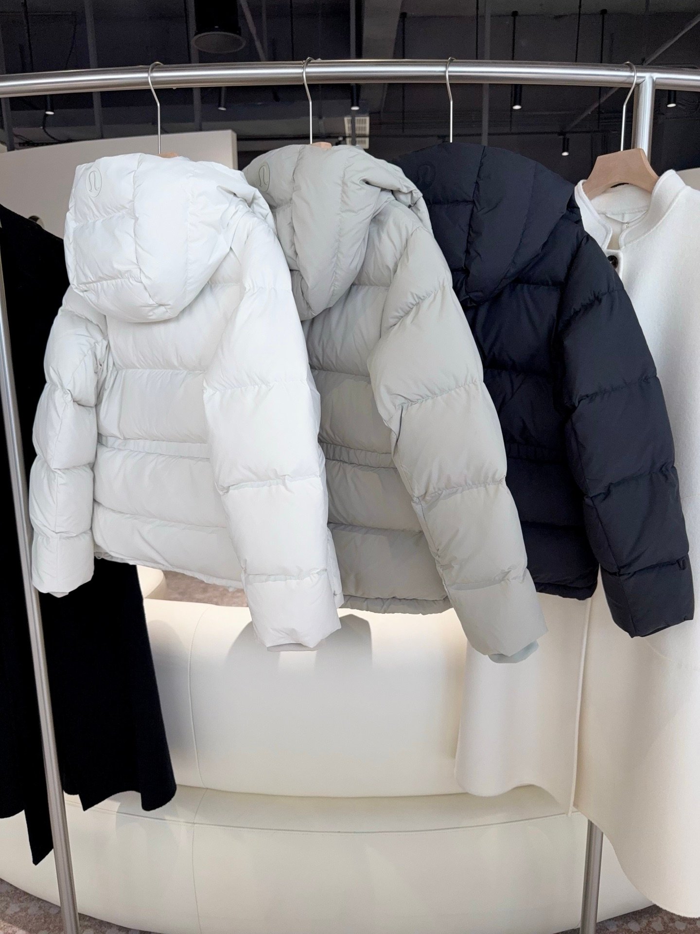 Lululemon Wunder Puff Jacket W6012102 - Image 4