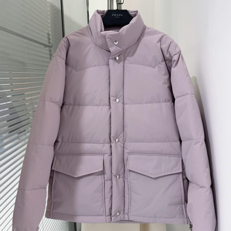 Prada Light Purple Short Sleeve Down Jacket W6012201