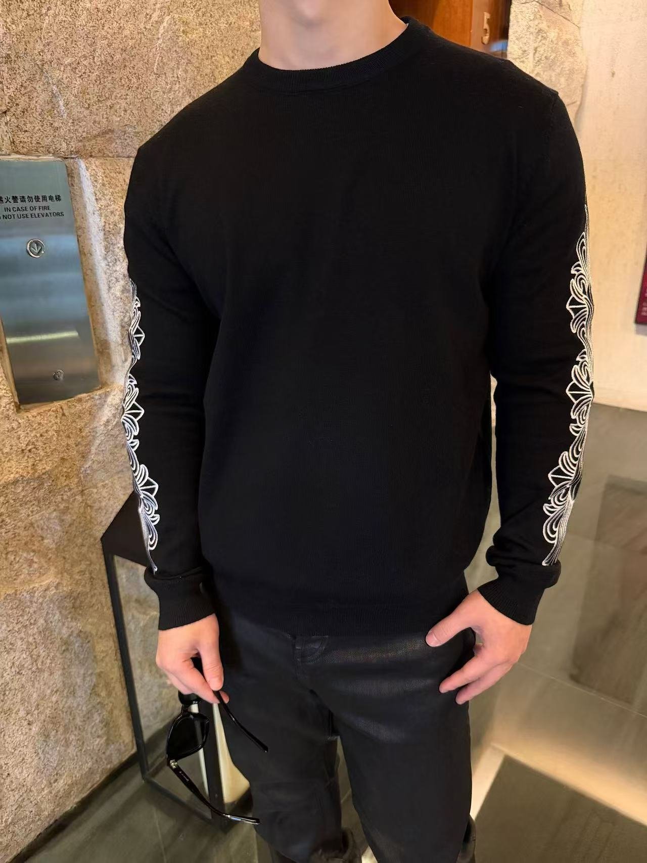 Chrome Hearts Cashmere Embroidered Sweater M6012201 - Image 11