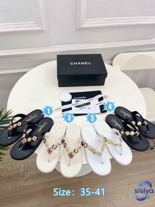 Chanel thong sandal with decorative embellishments. B6012303