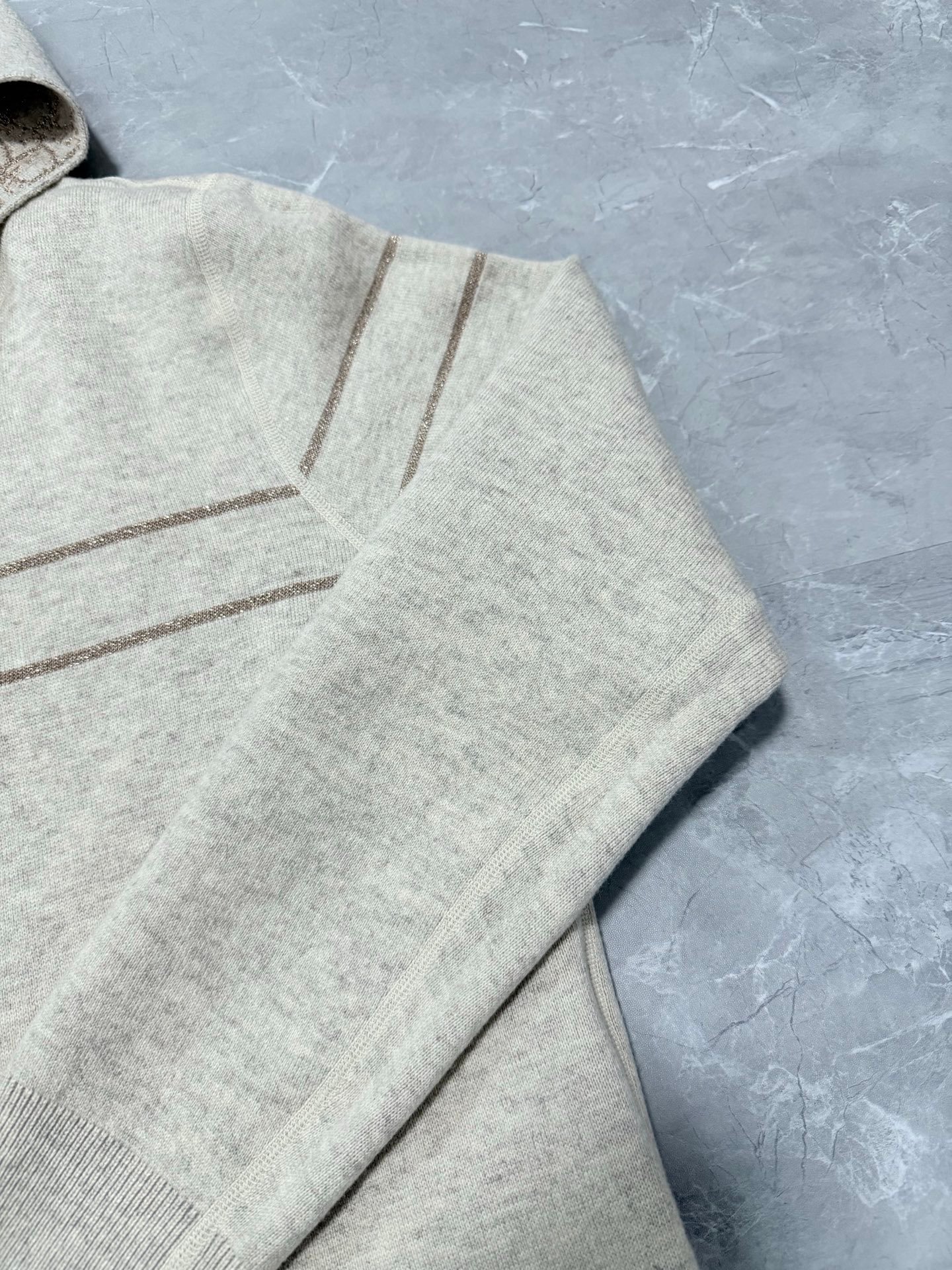 DIOR Two-Sided Cardigan W6012305 - Image 6