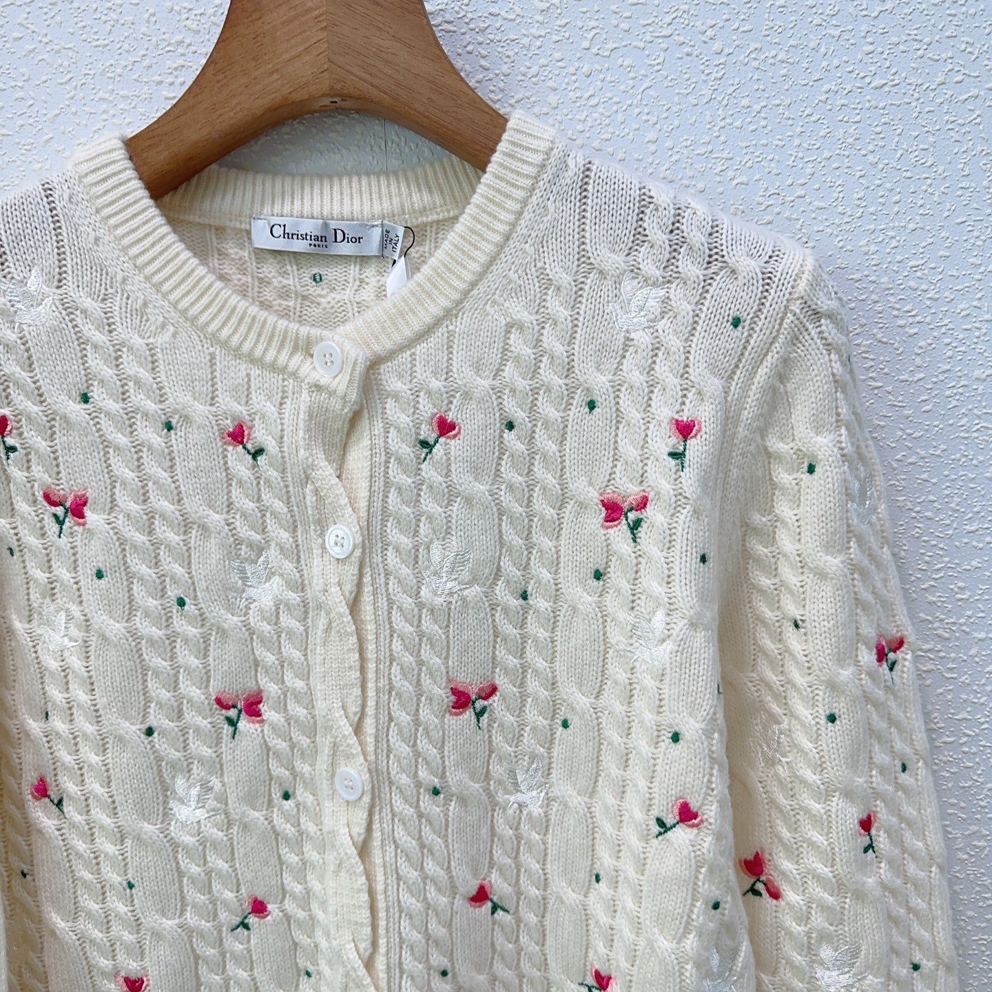 DIOR Heavyweight Embroidered Round-neck Knit Cardigan W6012308 - Image 5