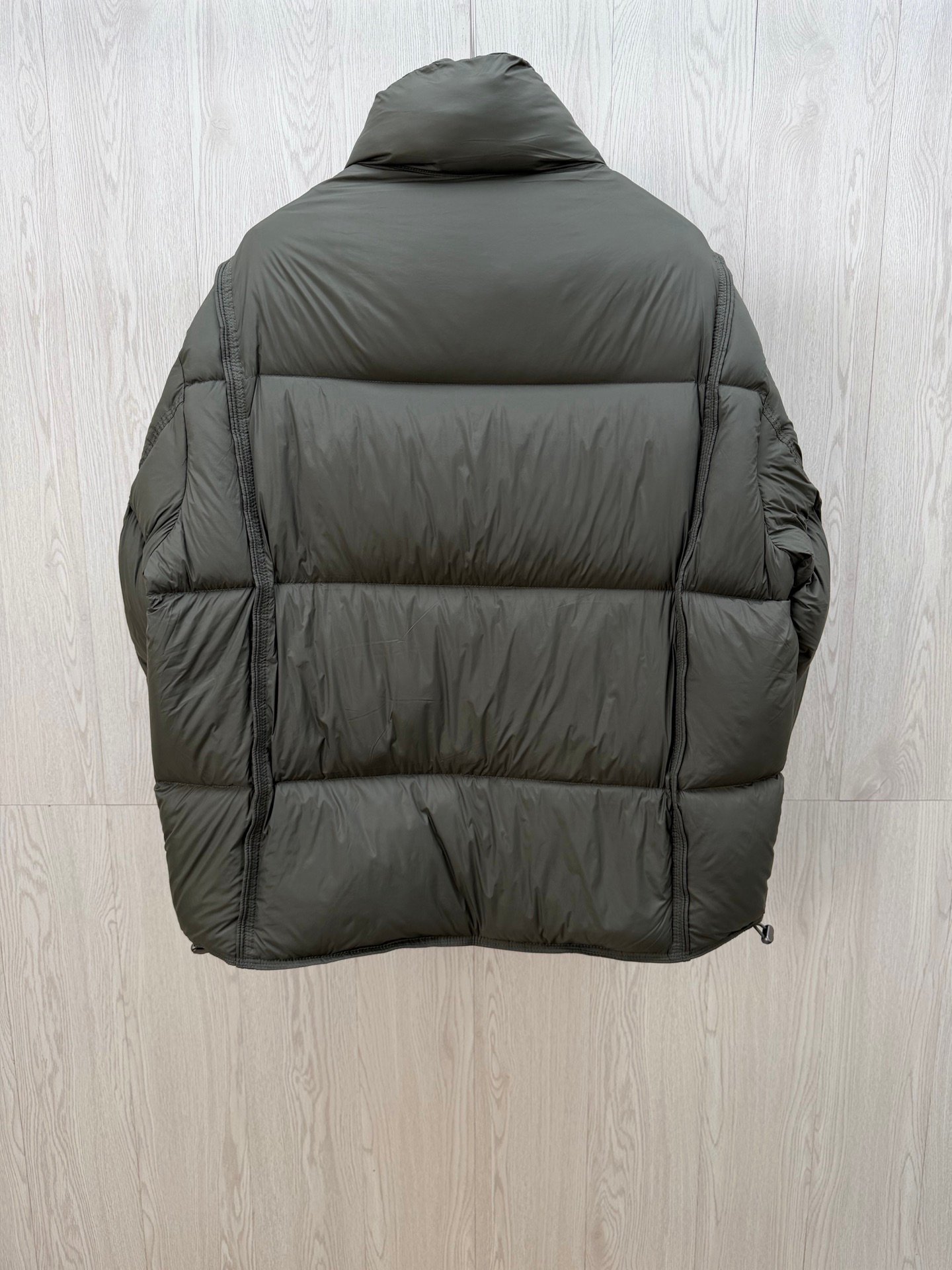 Bottega Veneta Men's Tech Puffer Jacket M6020207 - Image 3