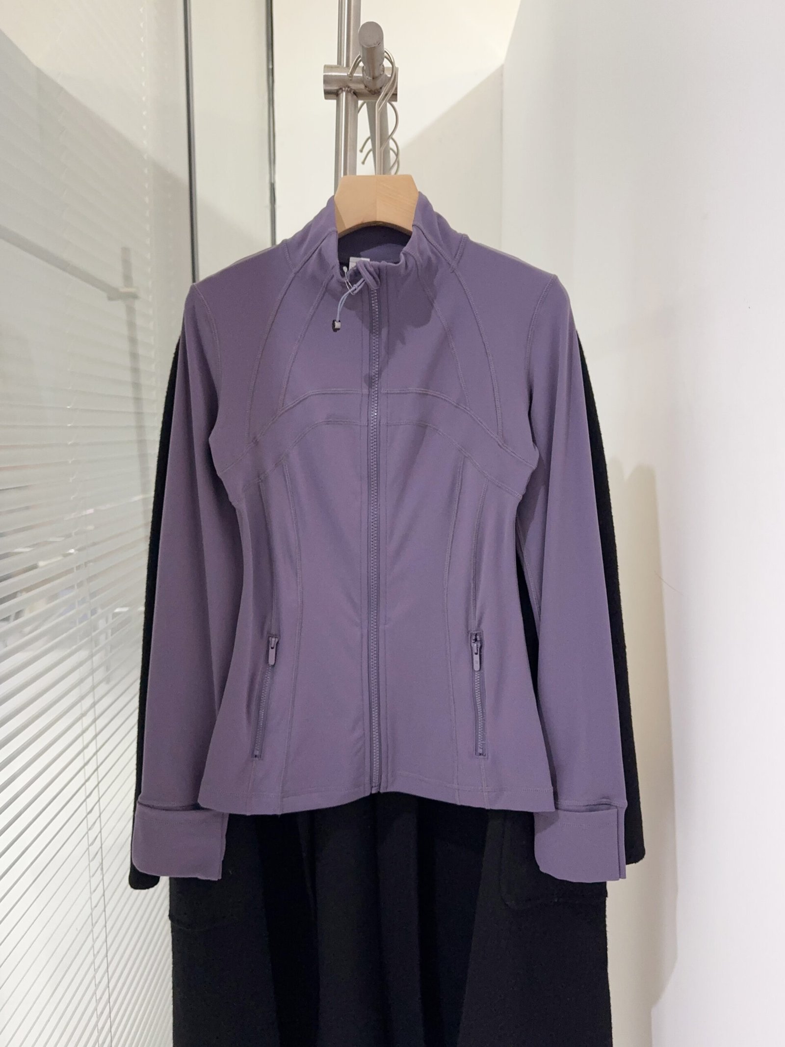 Lululemon Define Cropped Jacket W6020305 - Image 5