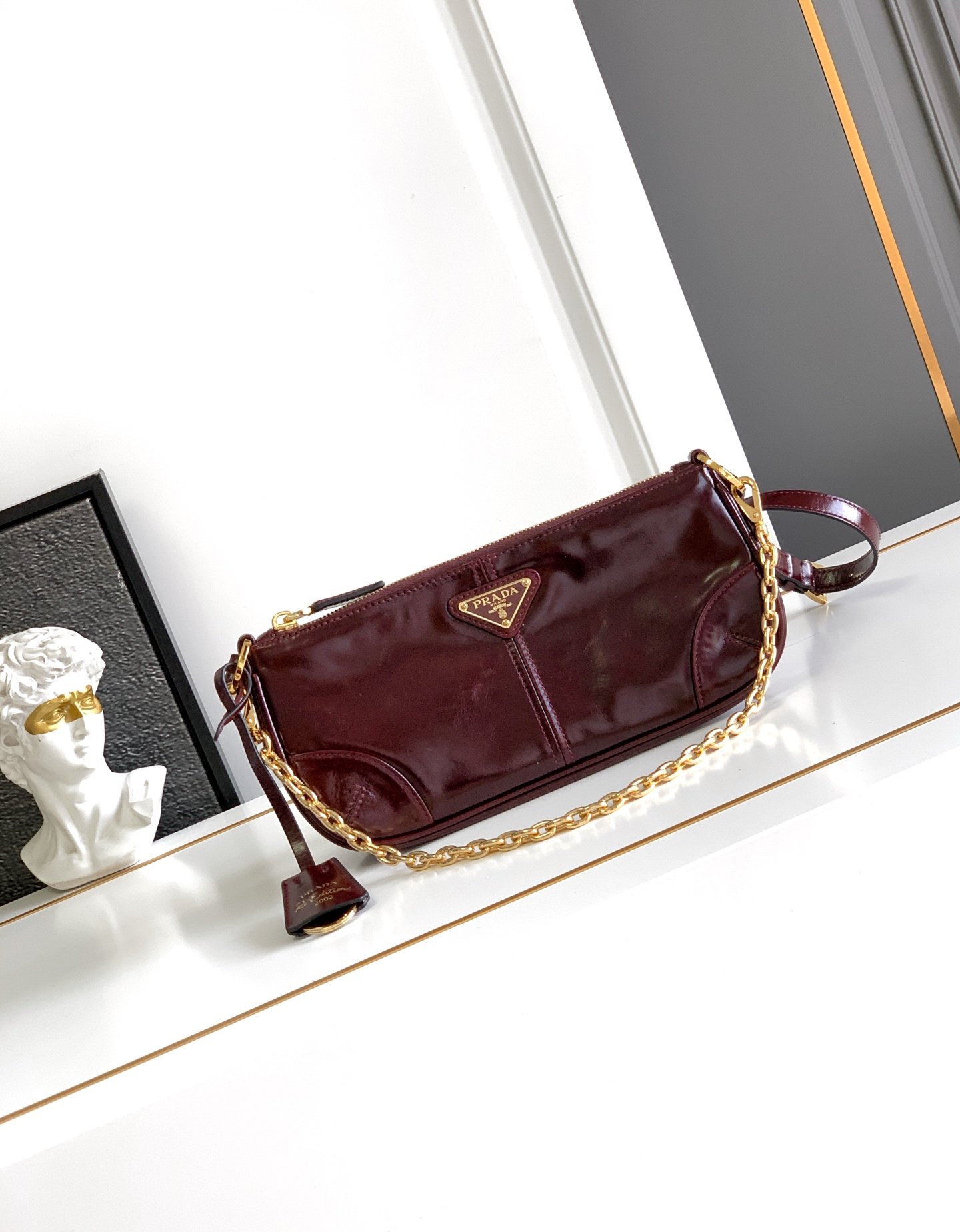 Prada 2002 Large Leather Shoulder Bag B6020407 - Image 5