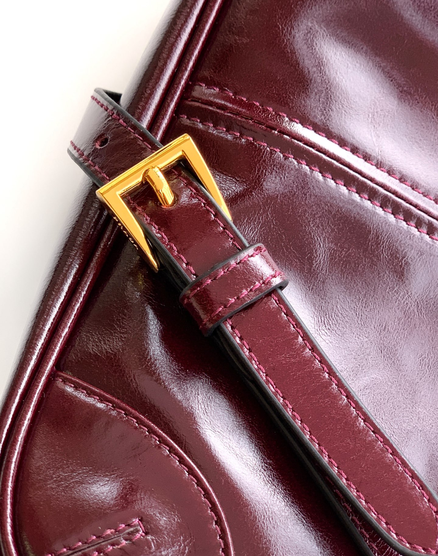 Prada 2002 Large Leather Shoulder Bag B6020407 - Image 7