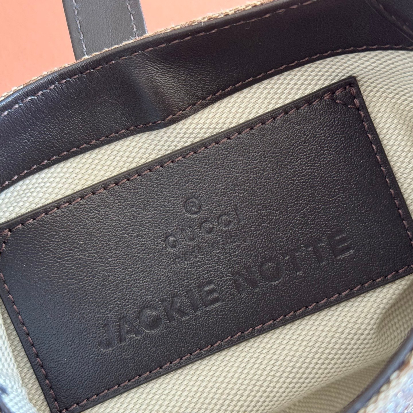 Gucci Jackie Notte Mini leather-trimmed crystal-embellished bag B6020506 - Image 9