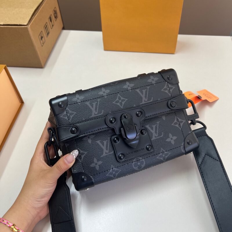 Louis Vuitton Soul Trunk bag B6020908