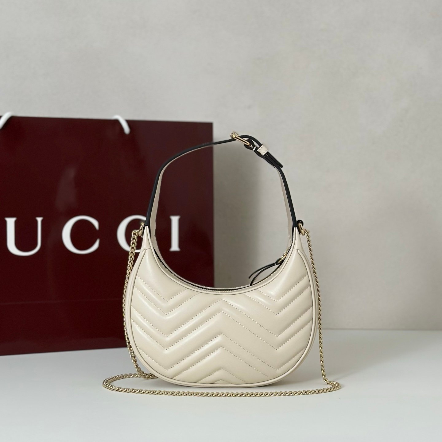 GUCCI Marmont Half Moon Shape Mini Bag B6020907 - Image 3
