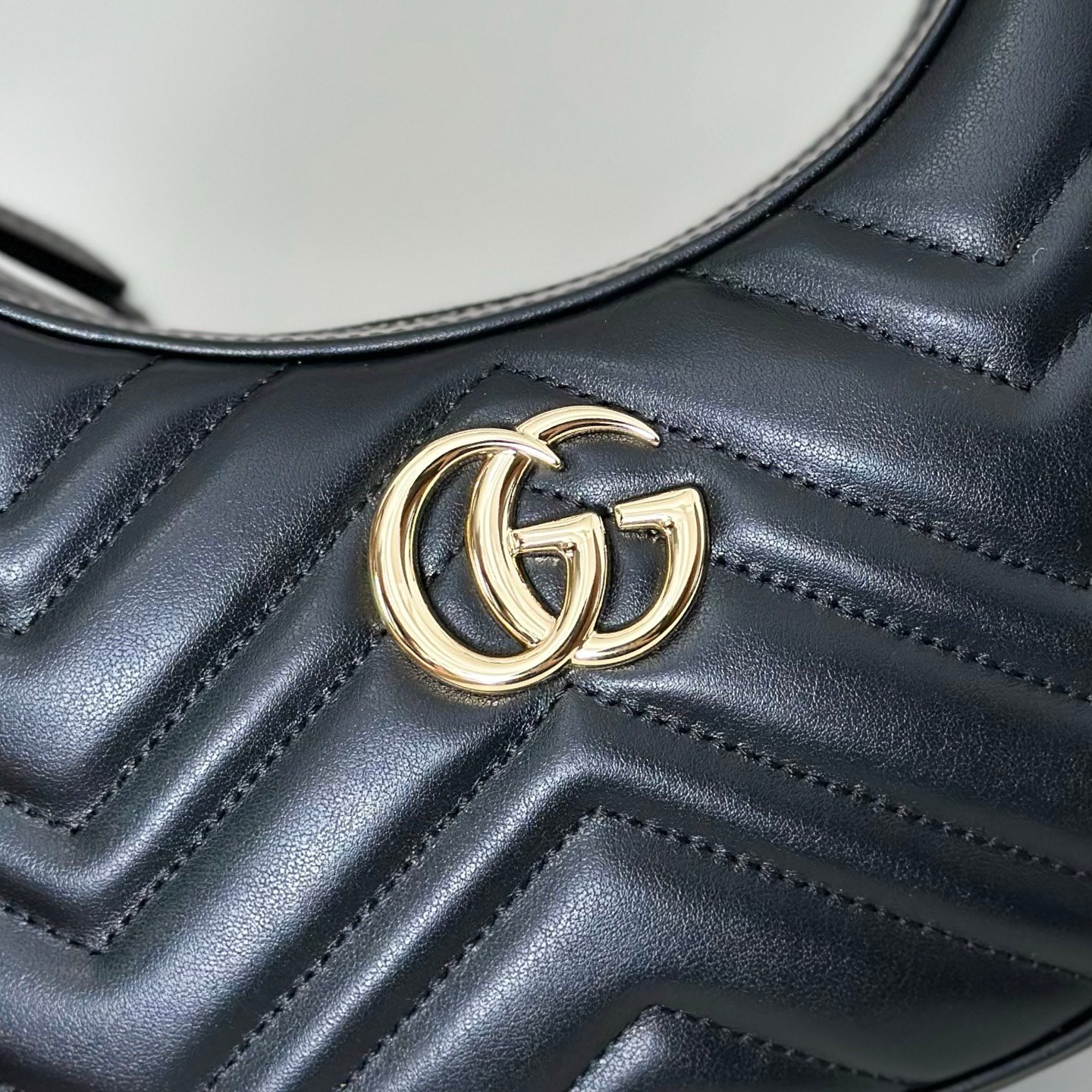 GUCCI Marmont Half Moon Shape Mini Bag B6020907 - Image 7