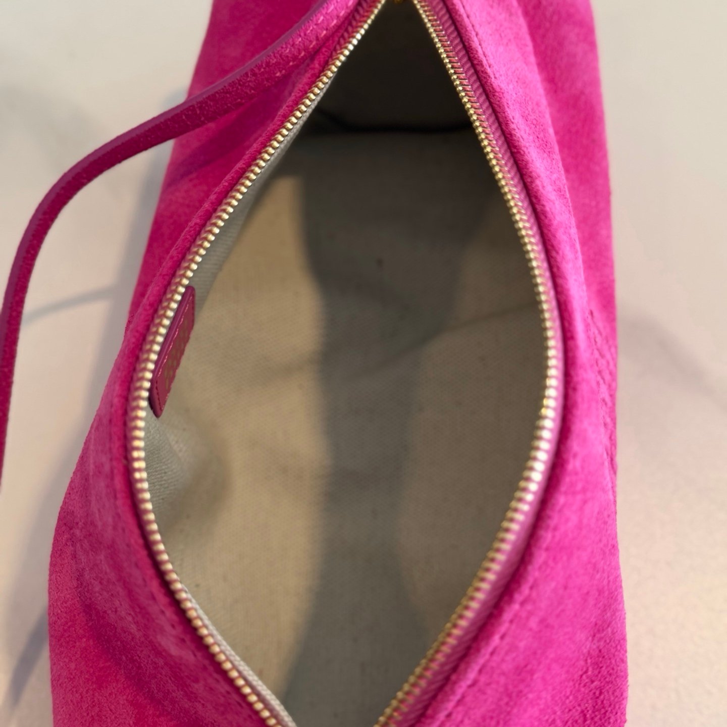 Miu Miu Suede Shoulder Bag B6021307 - Image 7