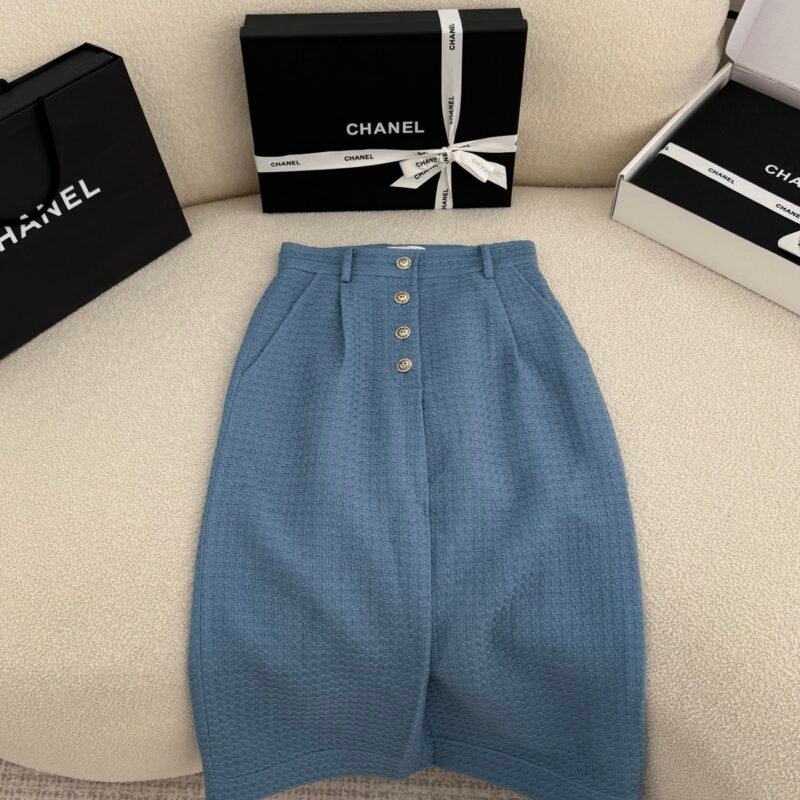 CHANEL half-length skirt W6021903