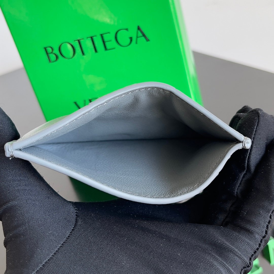 Bottega Veneta Cassette series double-fold wallet B6030104 - Image 4