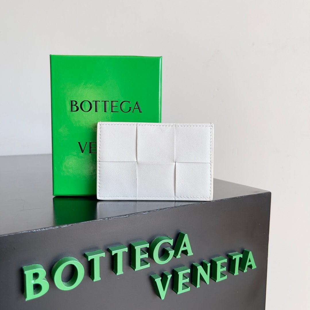 Bottega Veneta Cassette series double-fold wallet B6030104 - Image 8