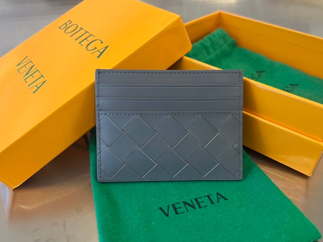 Bottega Veneta Men's Intrecciato Credit Card Case B6030105 - Image 6