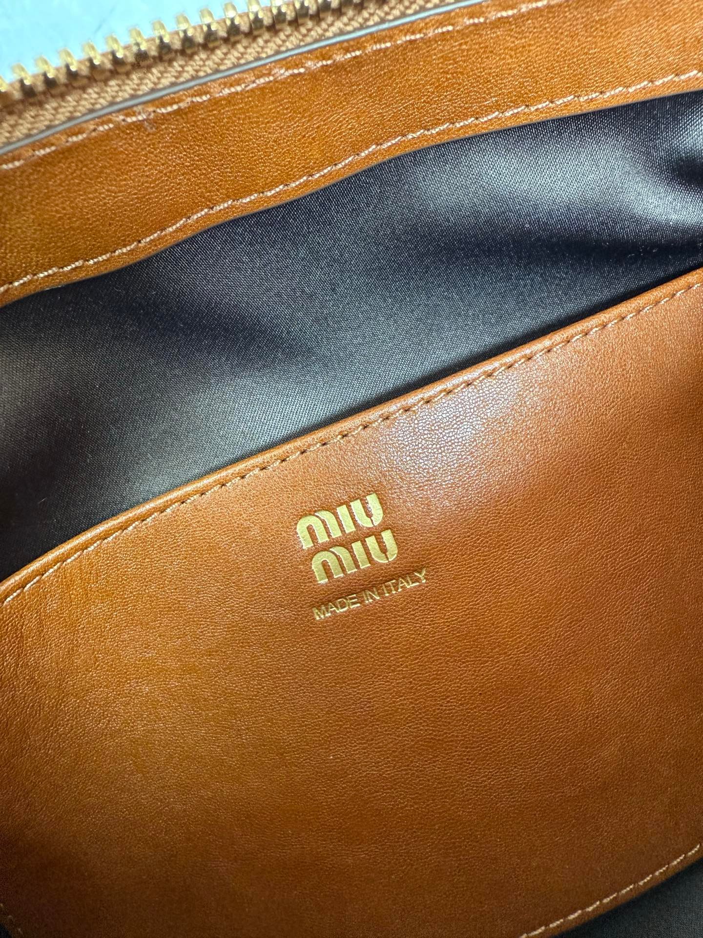 Miu Miu Caprice Mordoré Nappa Leather Clutch B6030704 - Image 10