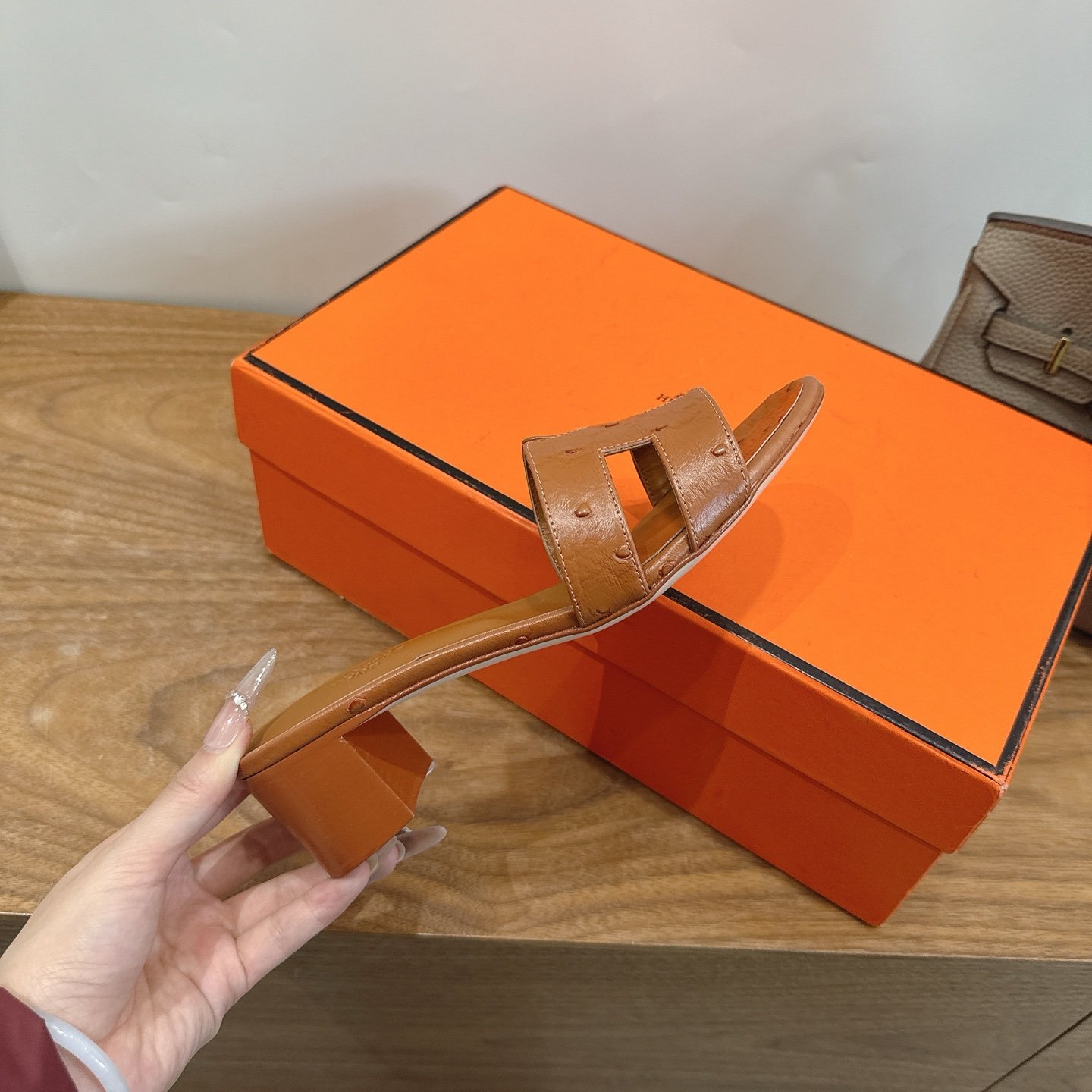 Hermès Oasis sandal B6031601 - Image 4