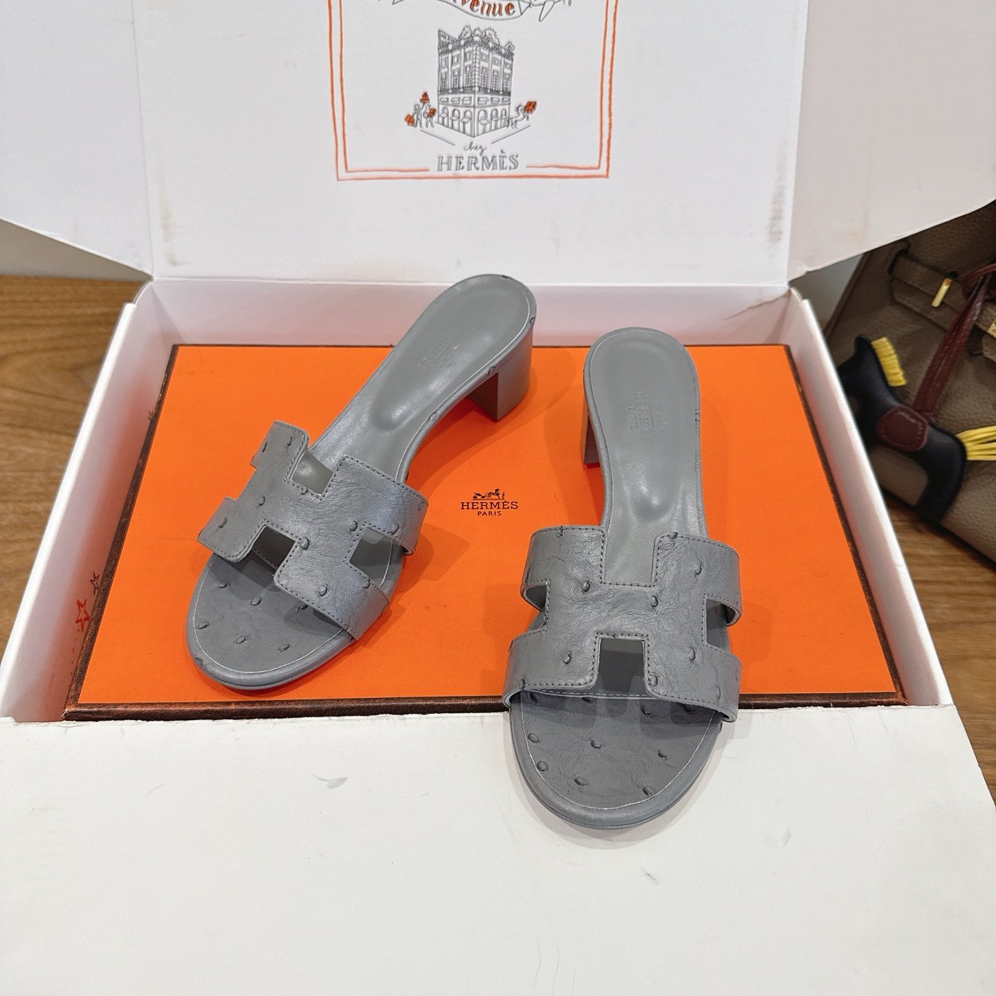 Hermès Oasis sandal B6031601 - Image 9