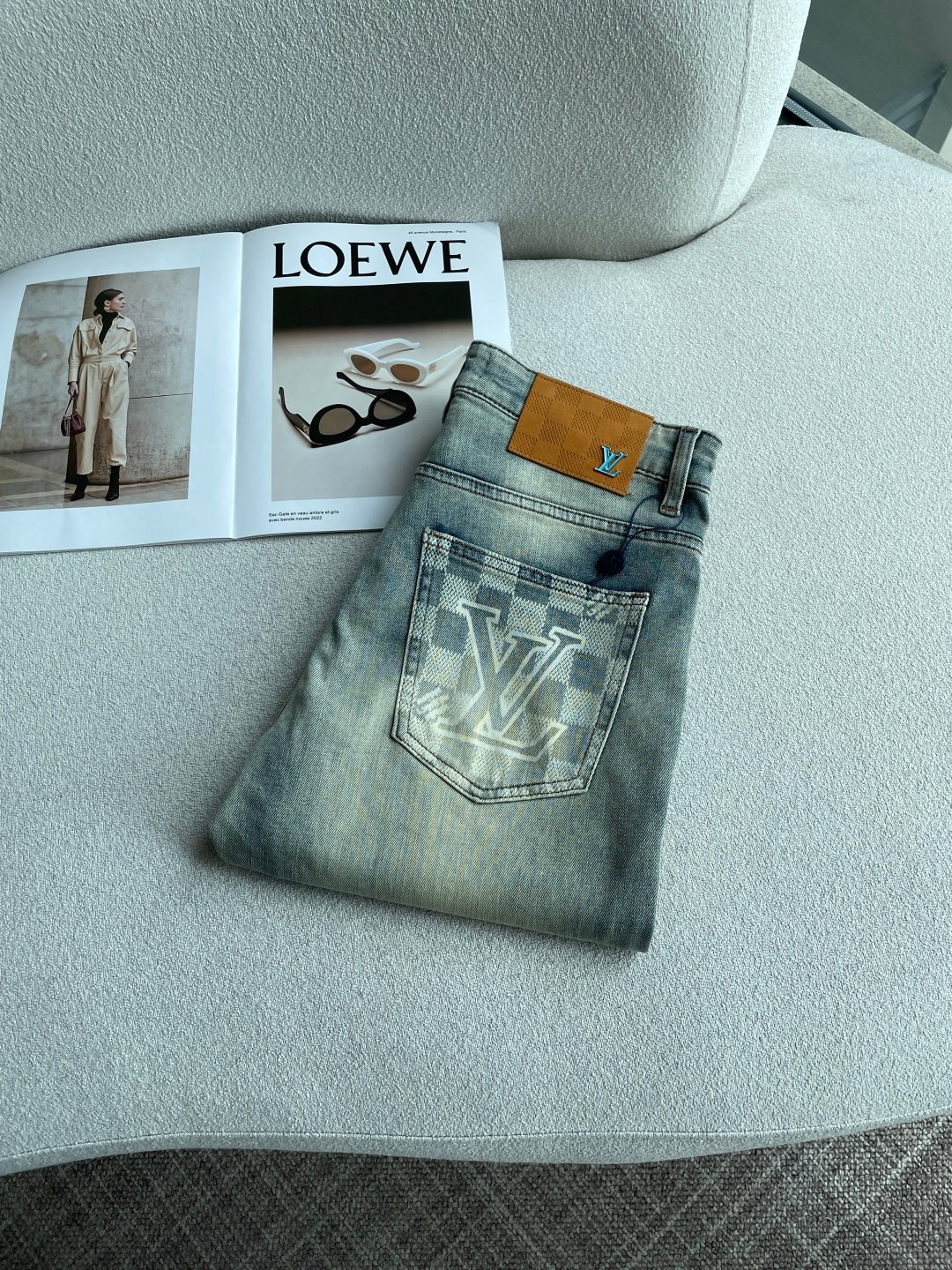 2026The latest style of jeans at the counterM6031901 - Image 2