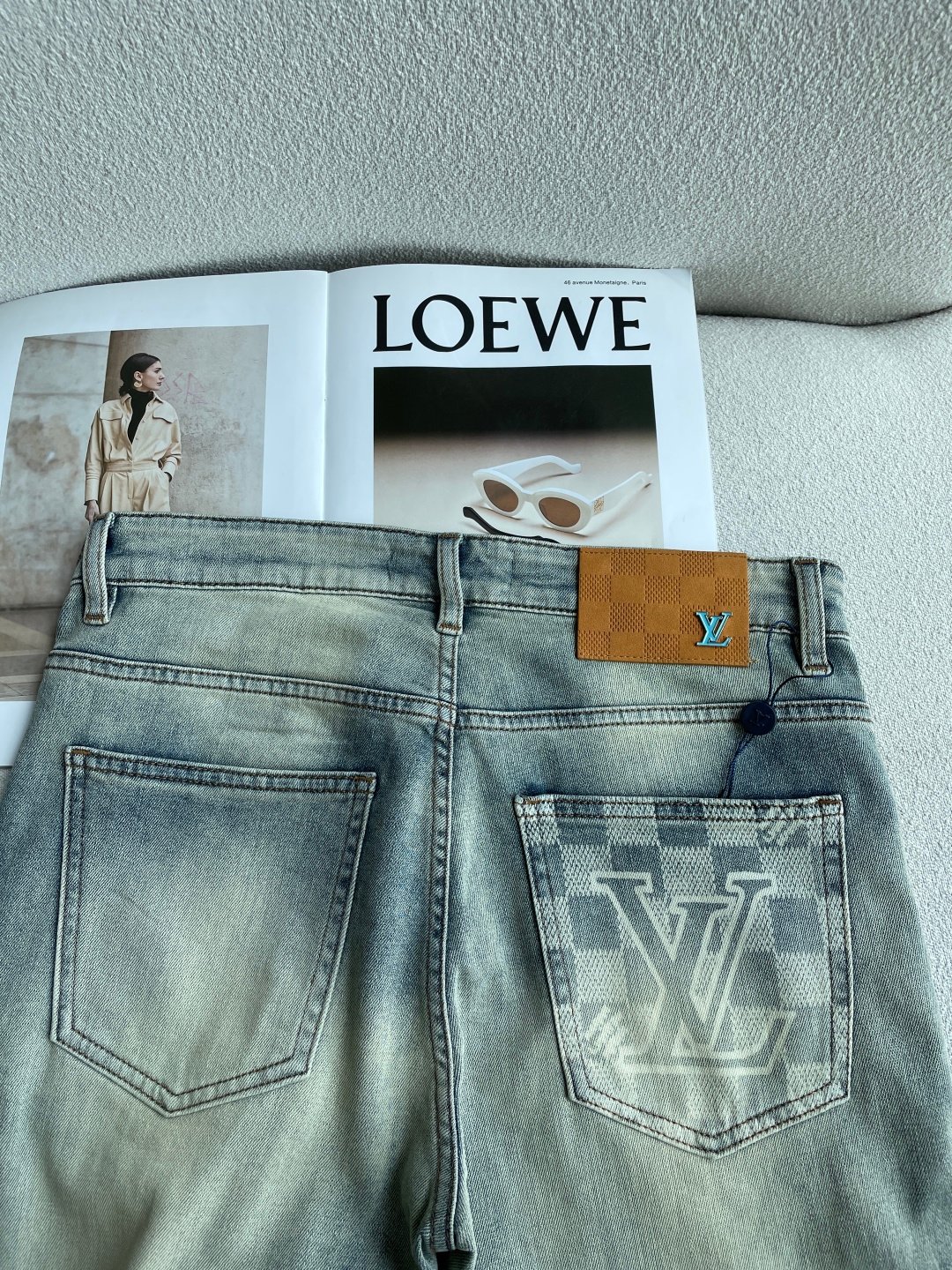 2026The latest style of jeans at the counterM6031901 - Image 3