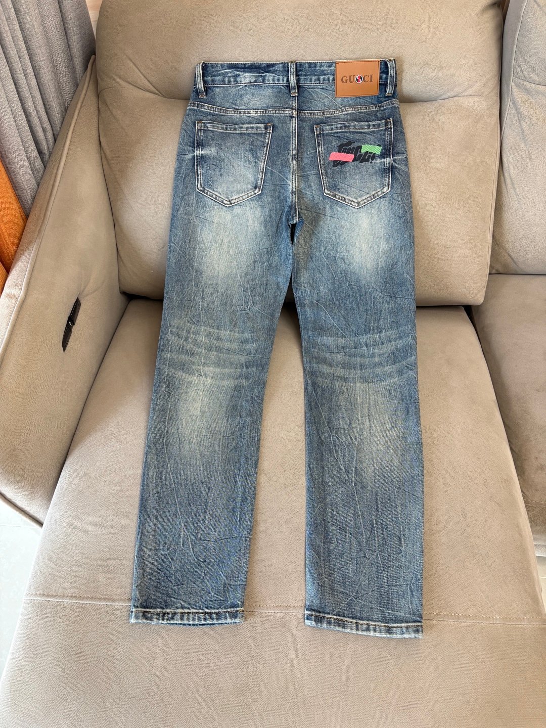 Gucci 2026 Spring/Summer Design Recommendation: Best-selling JeansM6032207 - Image 8
