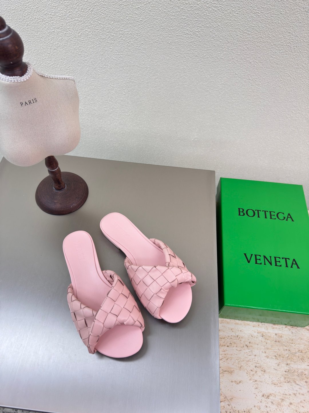 Bottega Veneta Women's Blink Mule B6032703 - Image 9