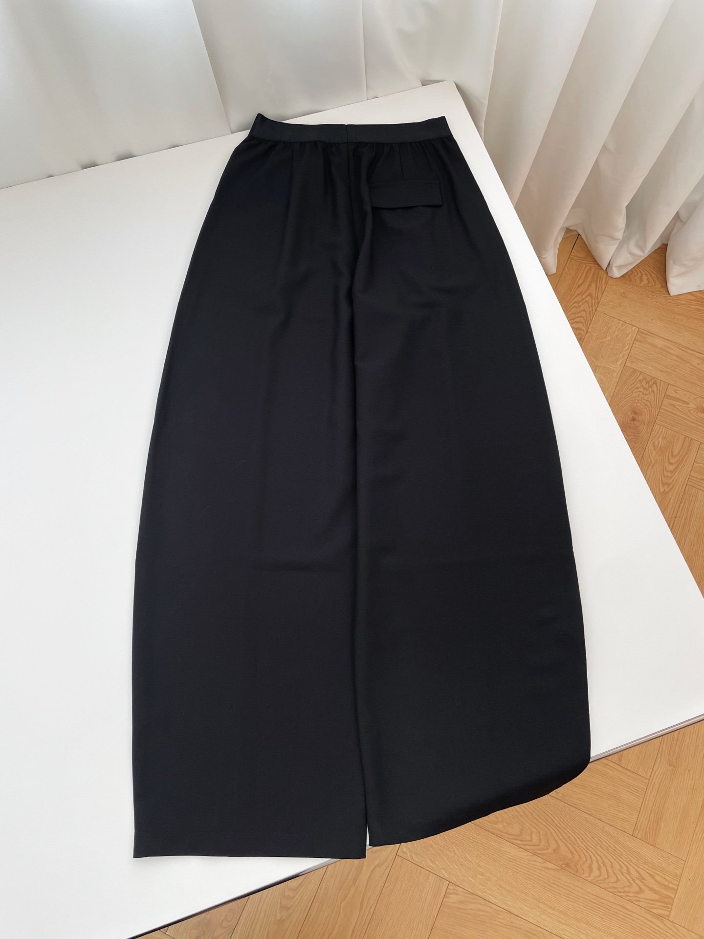 Alo Yoga High-Waist Main Character Wide Leg Trouser W6033102 - Image 4