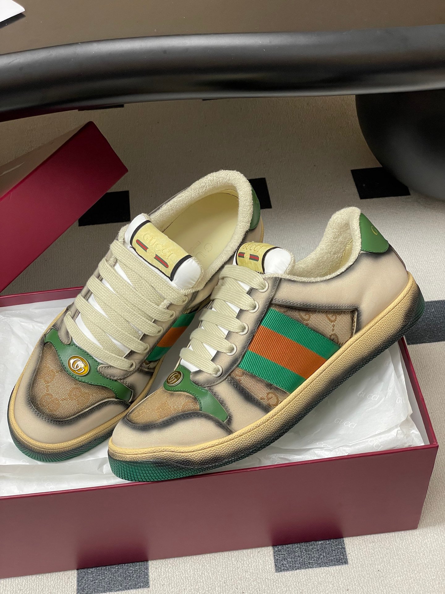 Latest color combination for Gucci Spring/Summer 2026B6040307 - Image 9