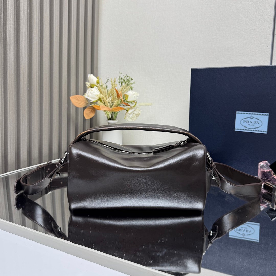 Prada Antiqued Leather Shoulder Bag B6040702 - Image 3