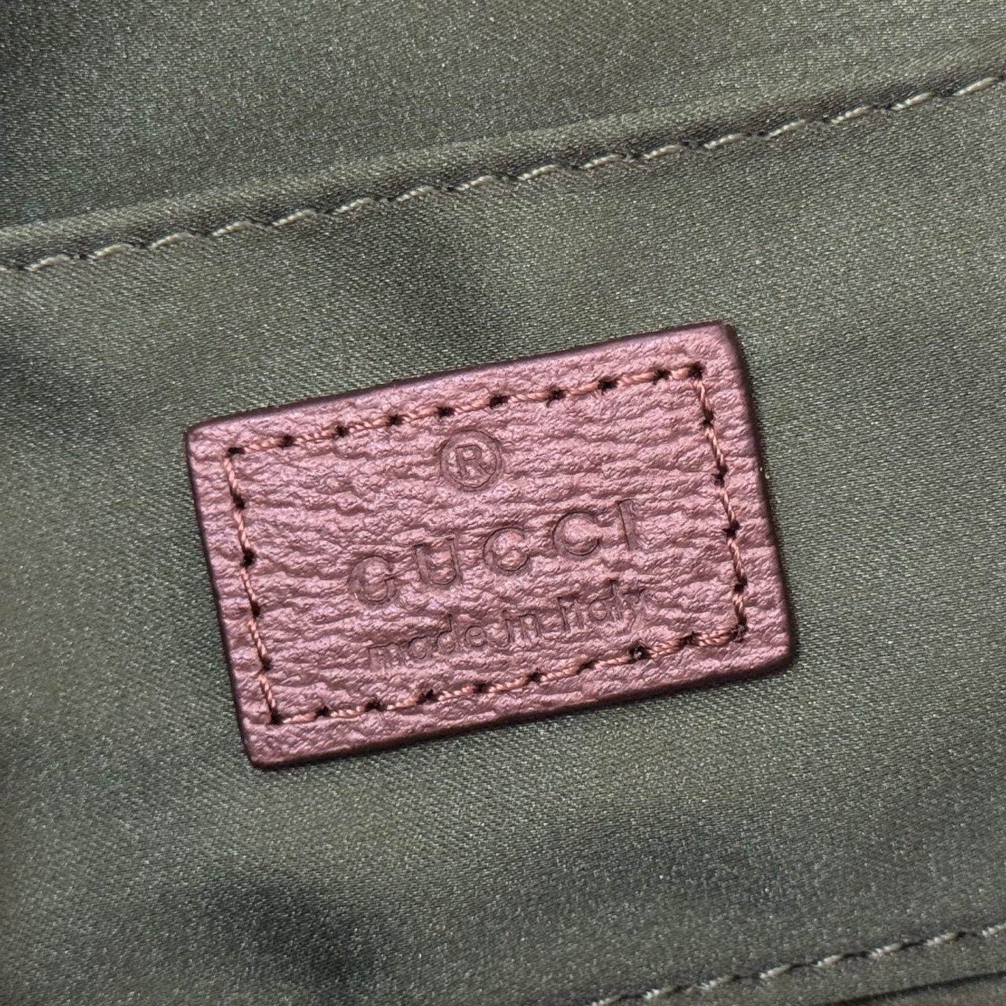 Gucci Small Horsebit Chain Shoulder Bag B6042703 - Image 4