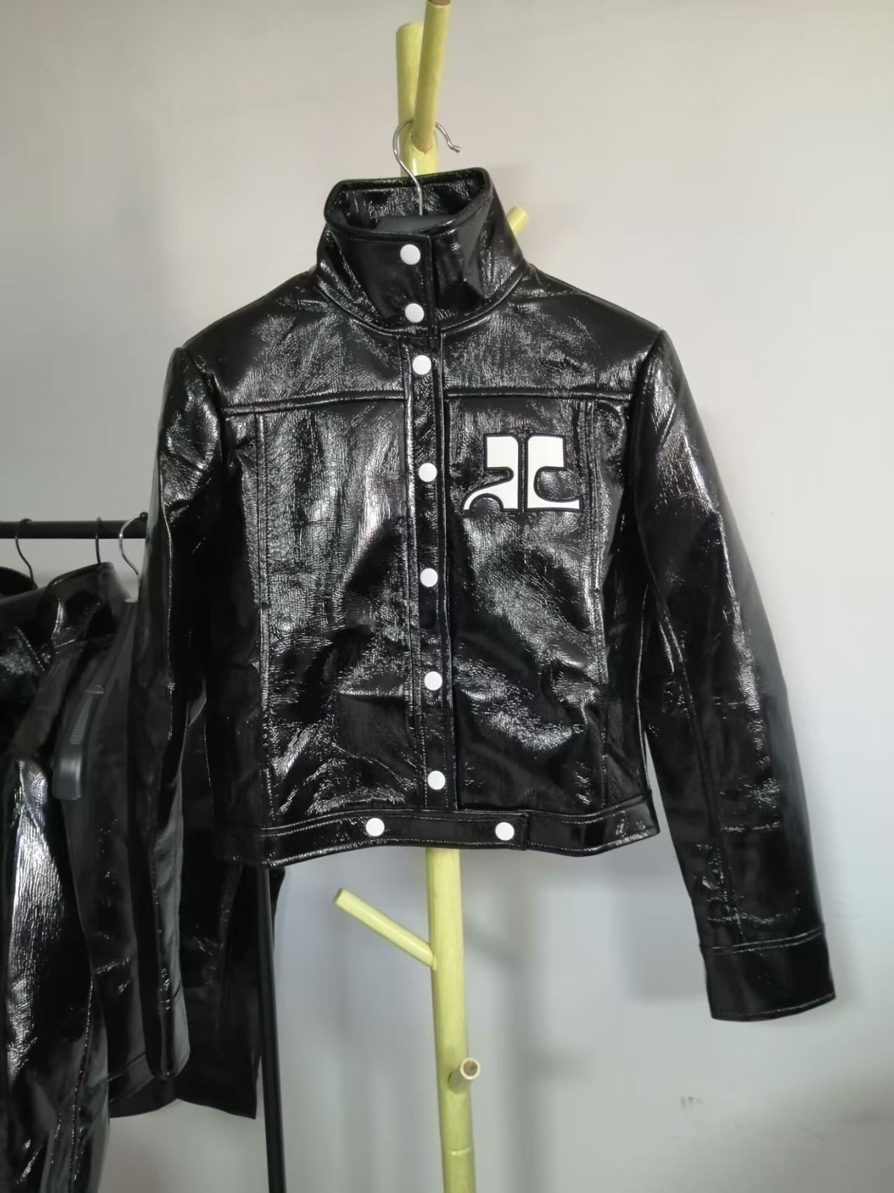 2026 New Style Leather Short Sleeve CollarW6040106 - Image 5