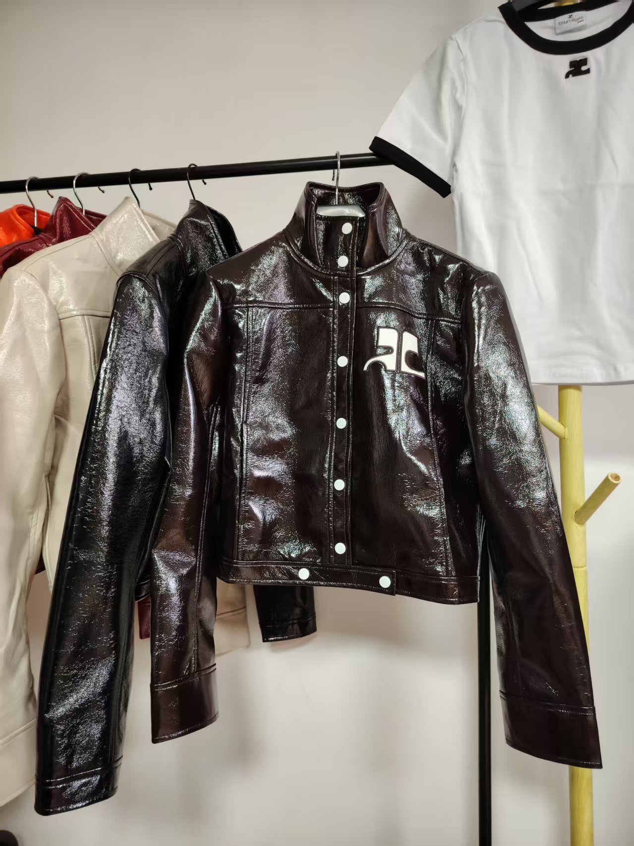 2026 New Style Leather Short Sleeve CollarW6040106 - Image 6