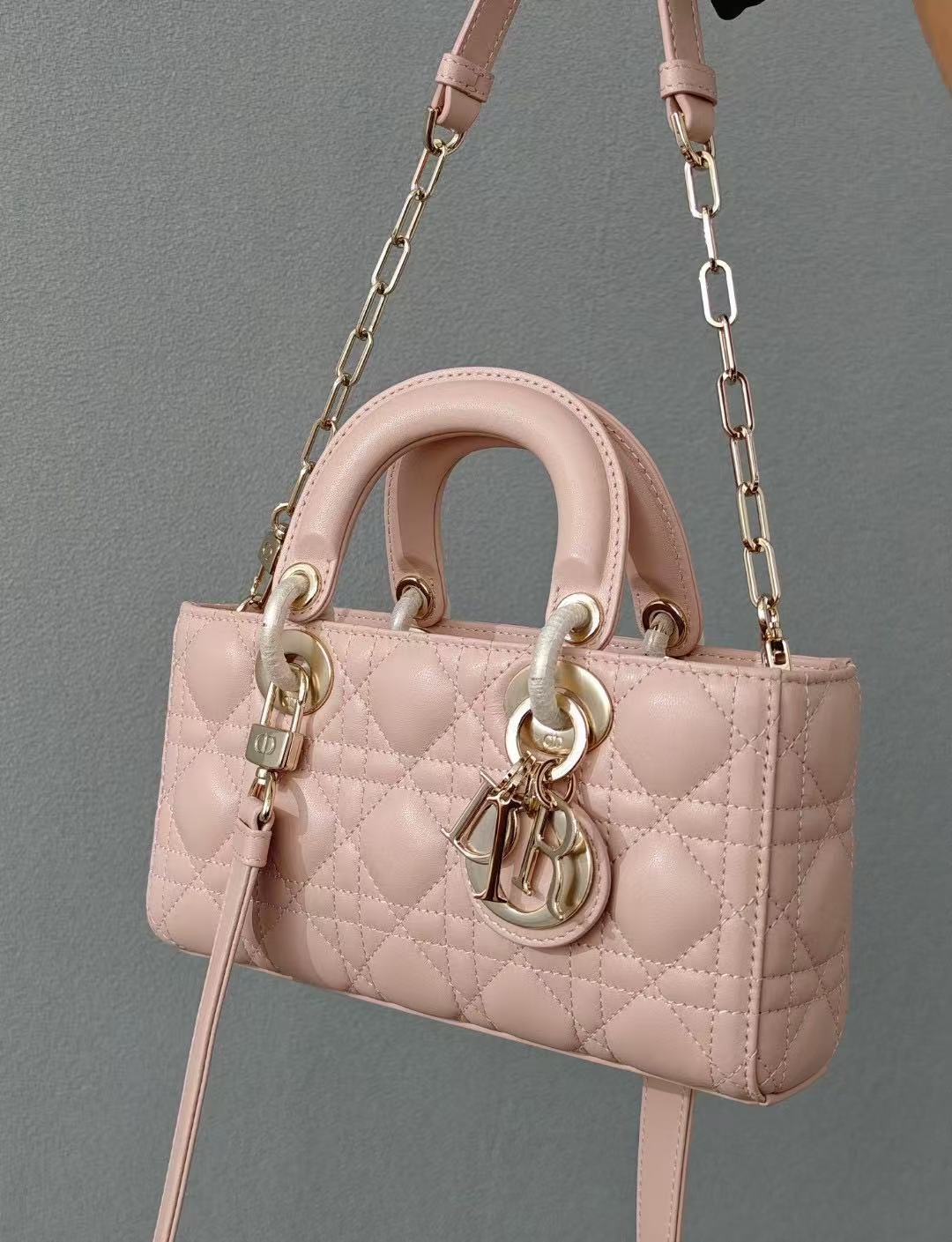 Dior handbag - Pink sheepskin with herringbone patternB6040309 - Image 4