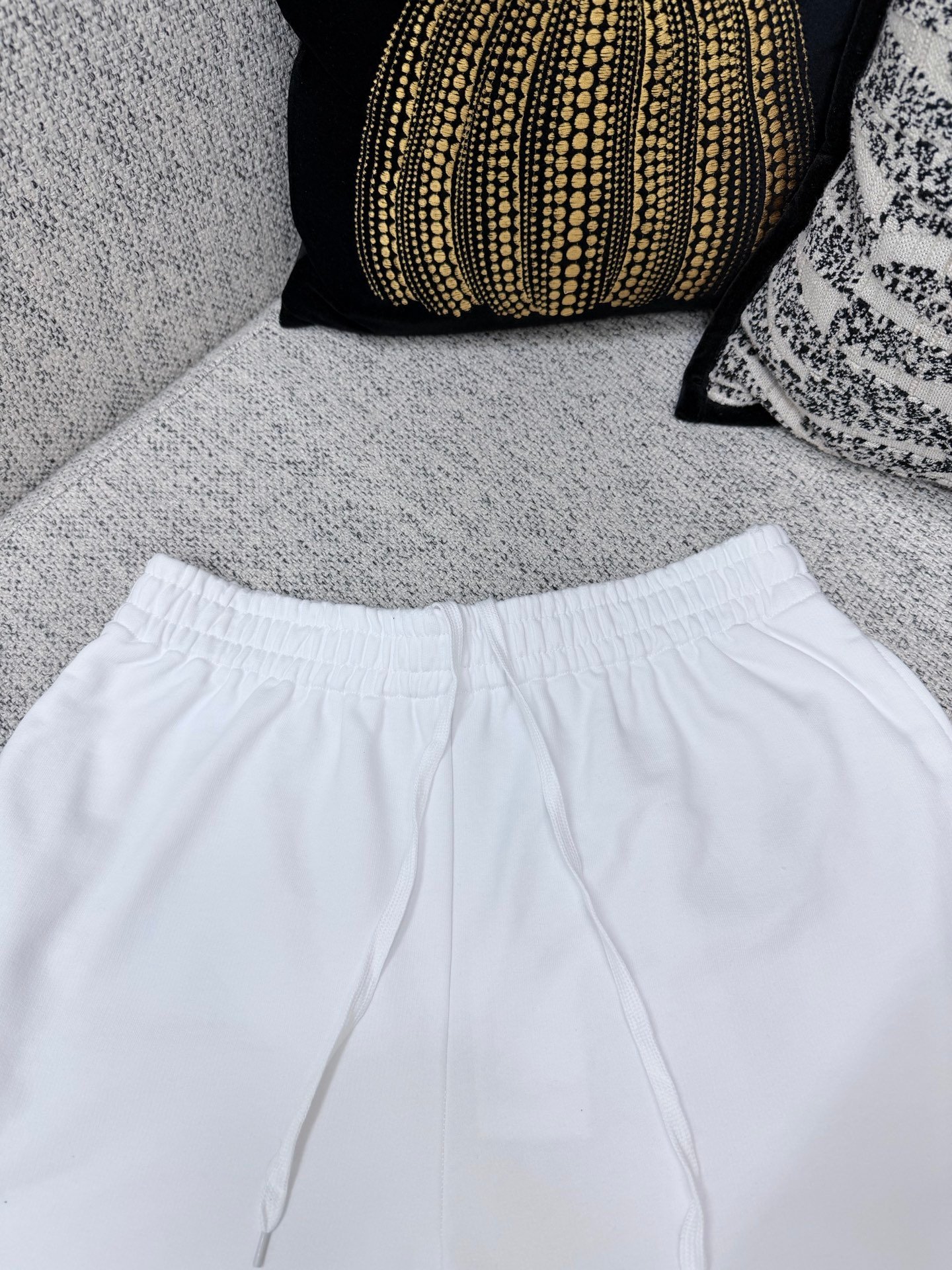 Balenciaga 26ss Spring/Summer New Collection Shorts with Elastic Waistband M6050503 - Image 7
