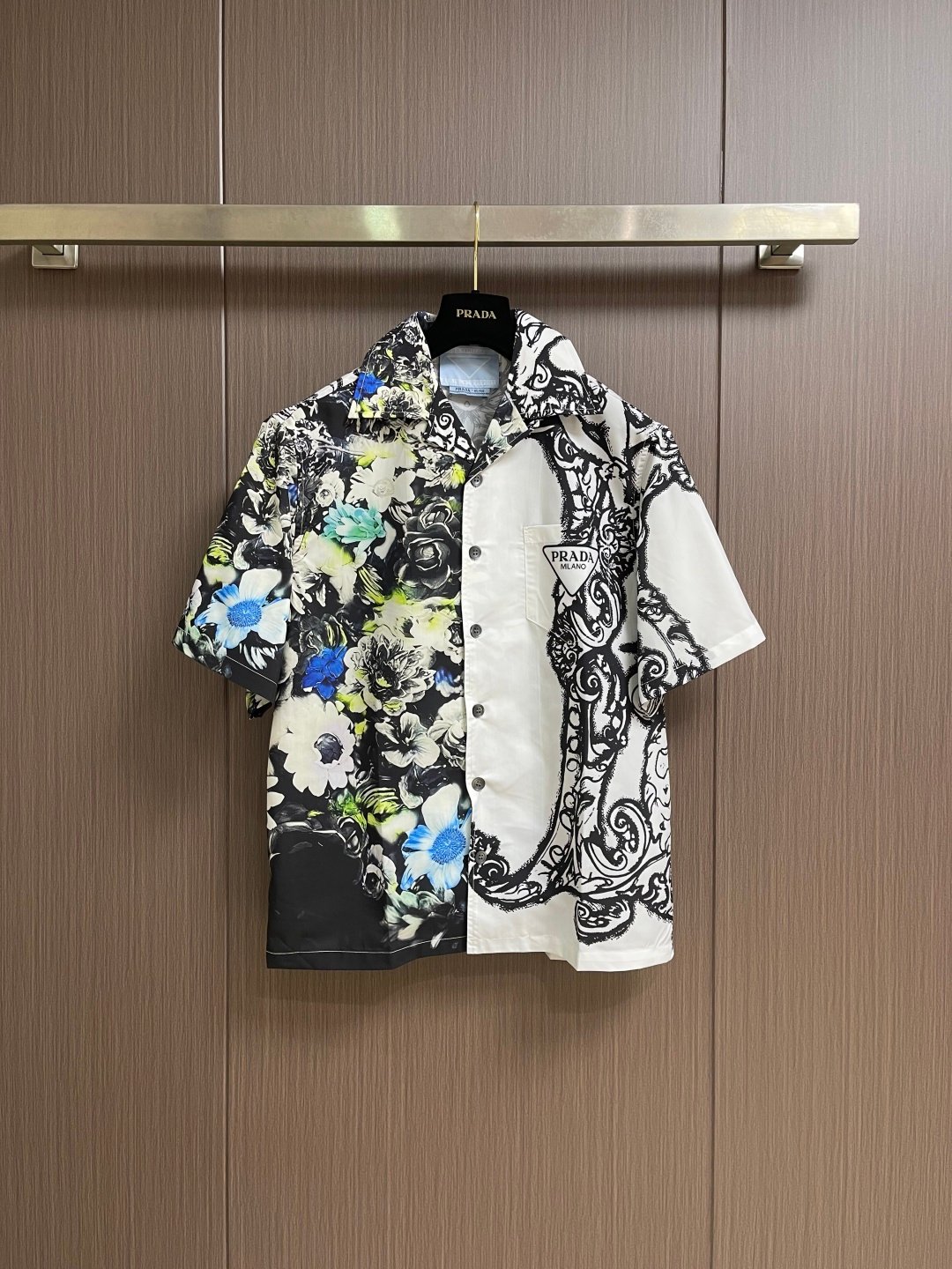 PRADA asymmetrical contrasting color print short-sleeved shirtM6050601