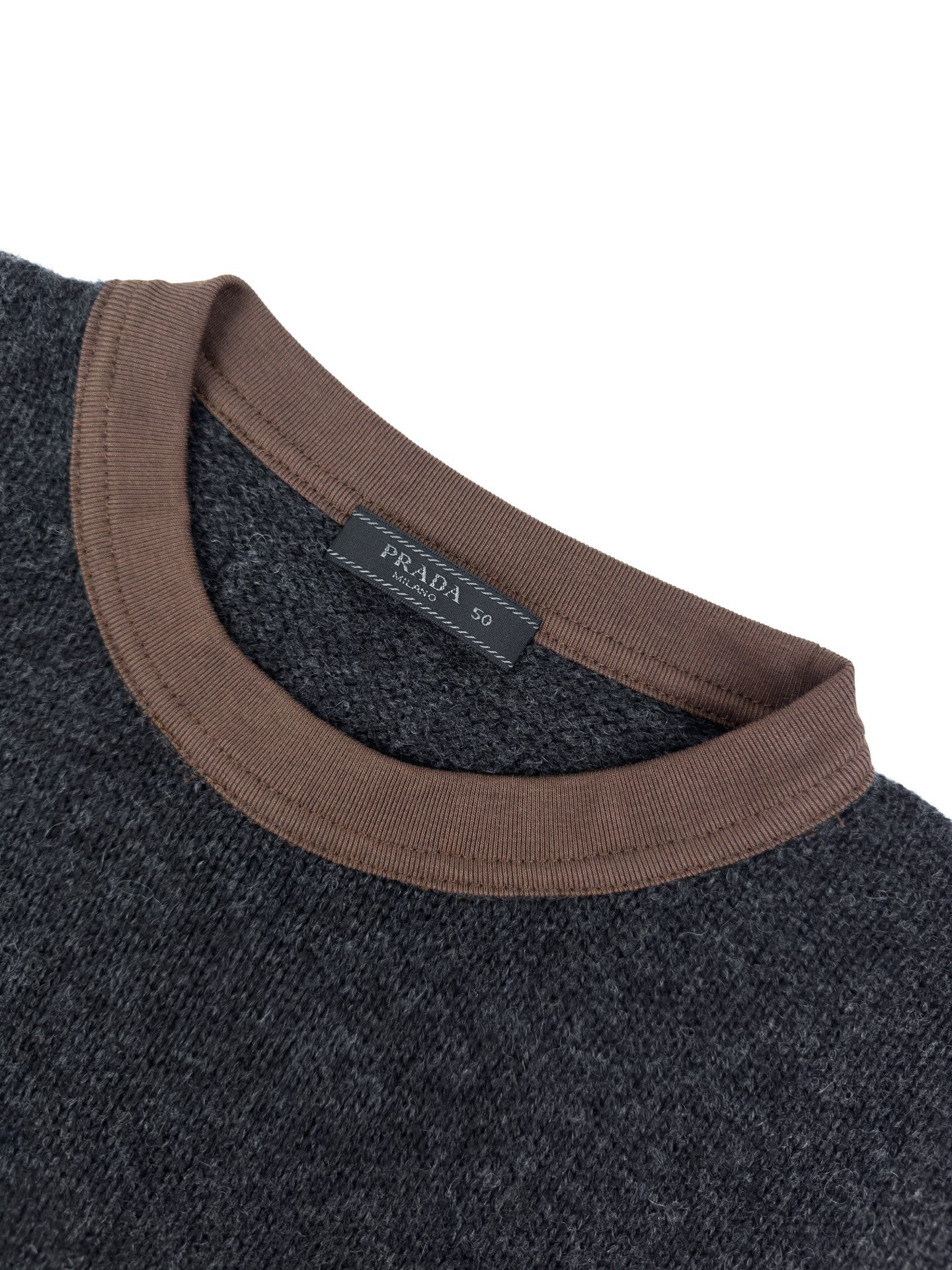 Prada Triangle Logo Short-Sleeved Sweater M6050606 - Image 9