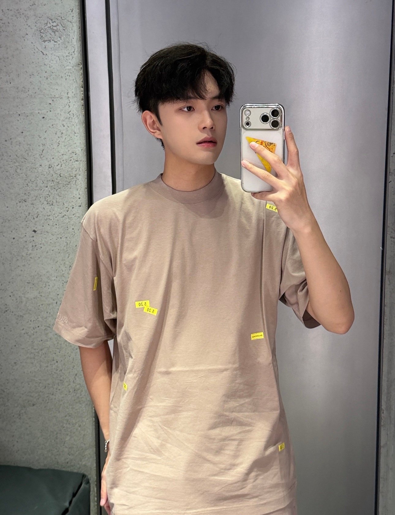 Paris 26ss New T-Shirt M6050702 - Image 3