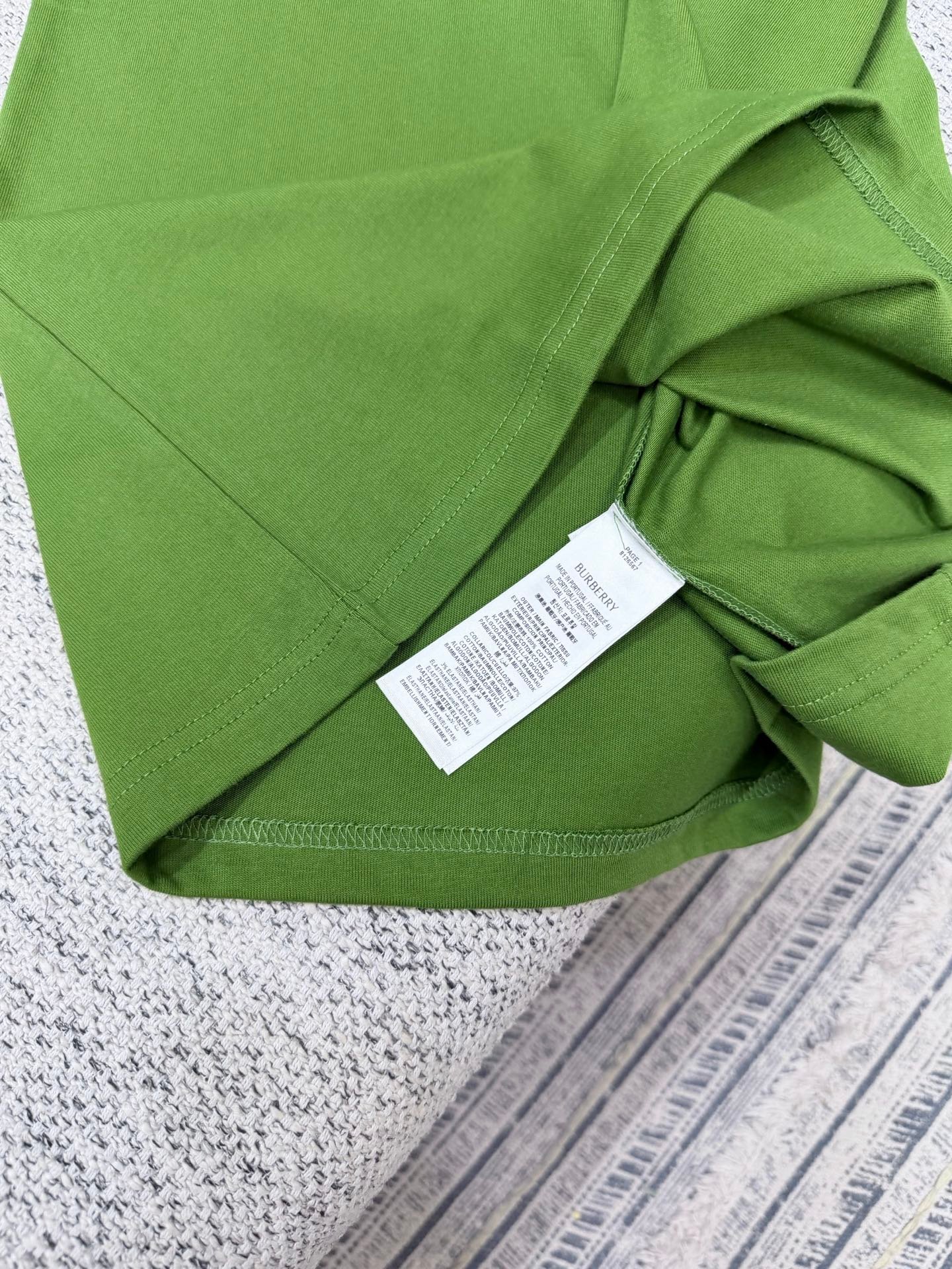 Burberry 2026 Spring/Summer New Round-neck T-Shirt M6050706 - Image 10