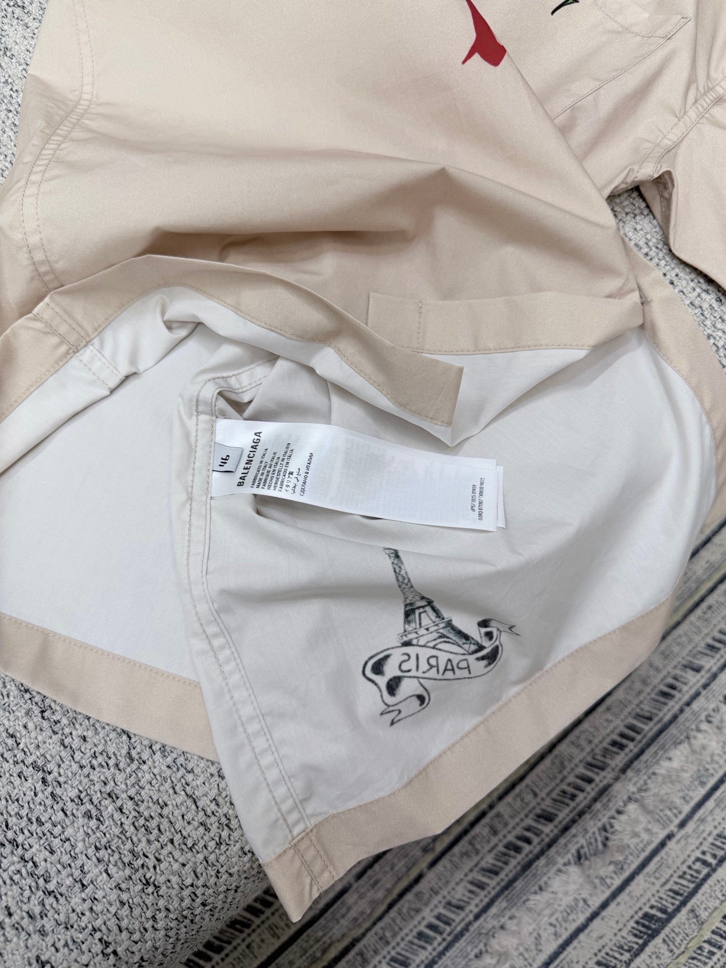 Balenciaga 2026 Spring/Summer Collection New Tattoo Cream-colored A-line Shirt Short-Sleeve T-Shirt M6050708 - Image 11
